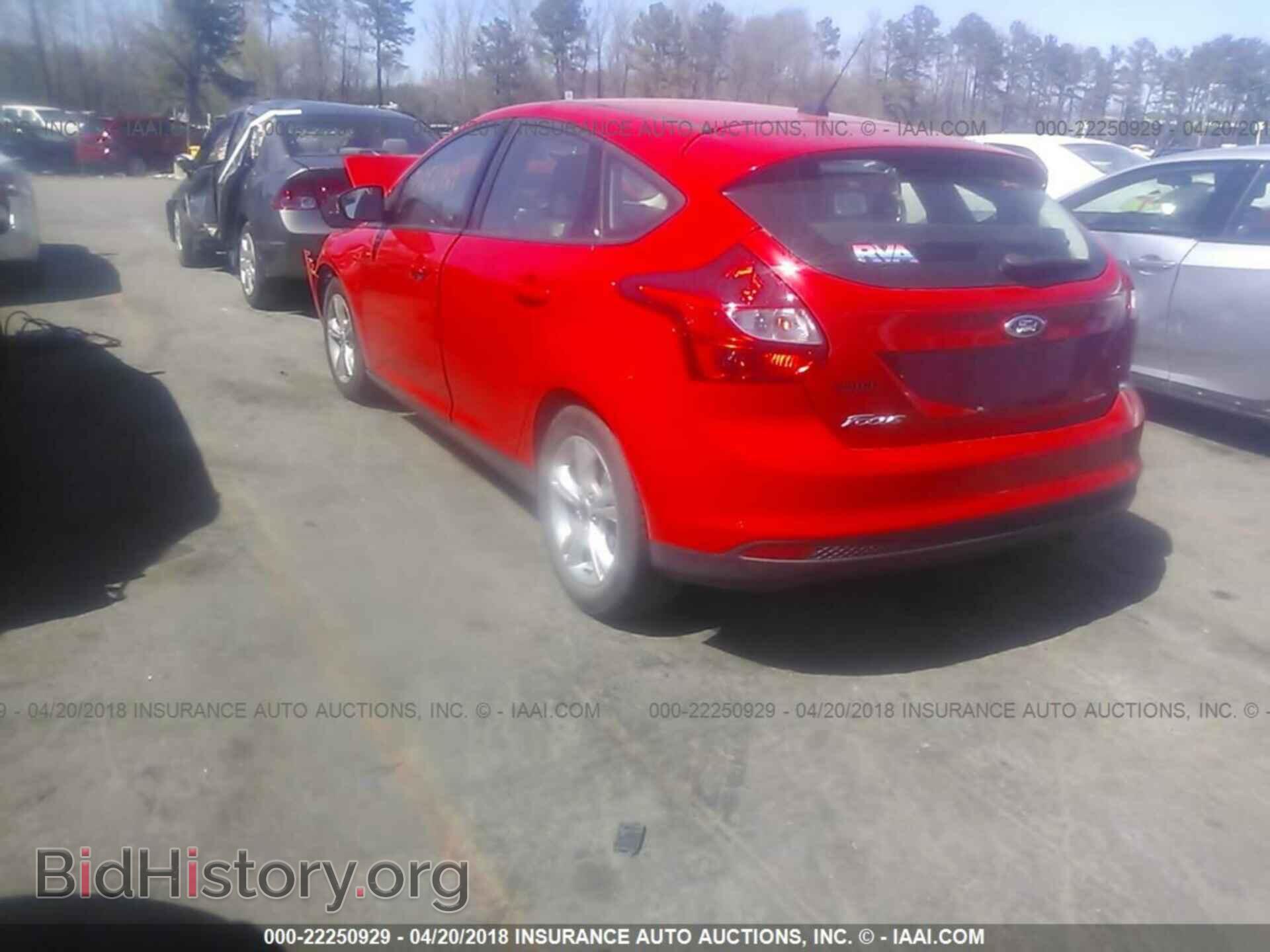 2014 Ford Focus - VIN: 1FADP3K21EL234110 - Фото 3