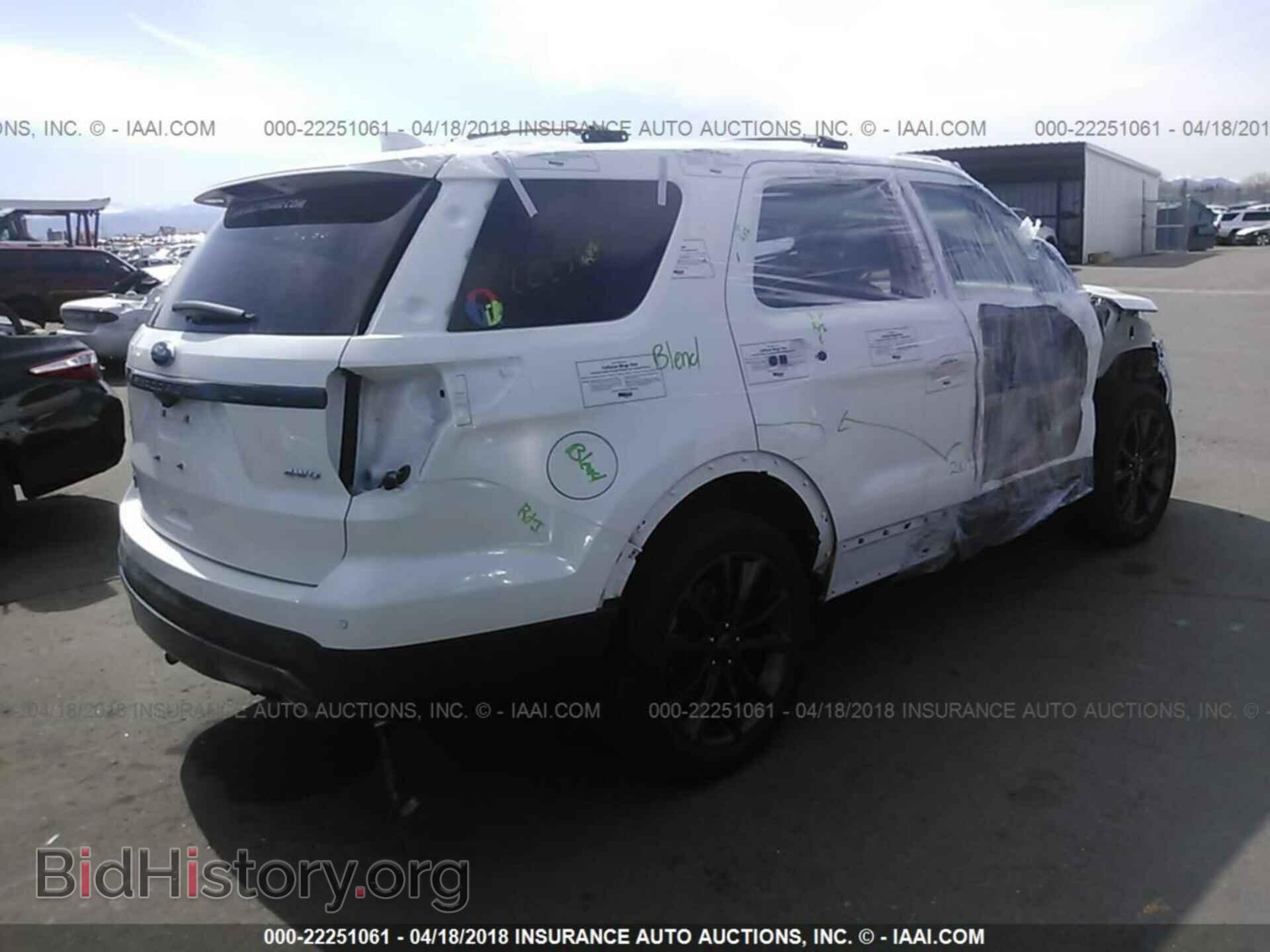 2017 Ford Explorer - VIN: 1FM5K8D87HGA59835 - Photo 4
