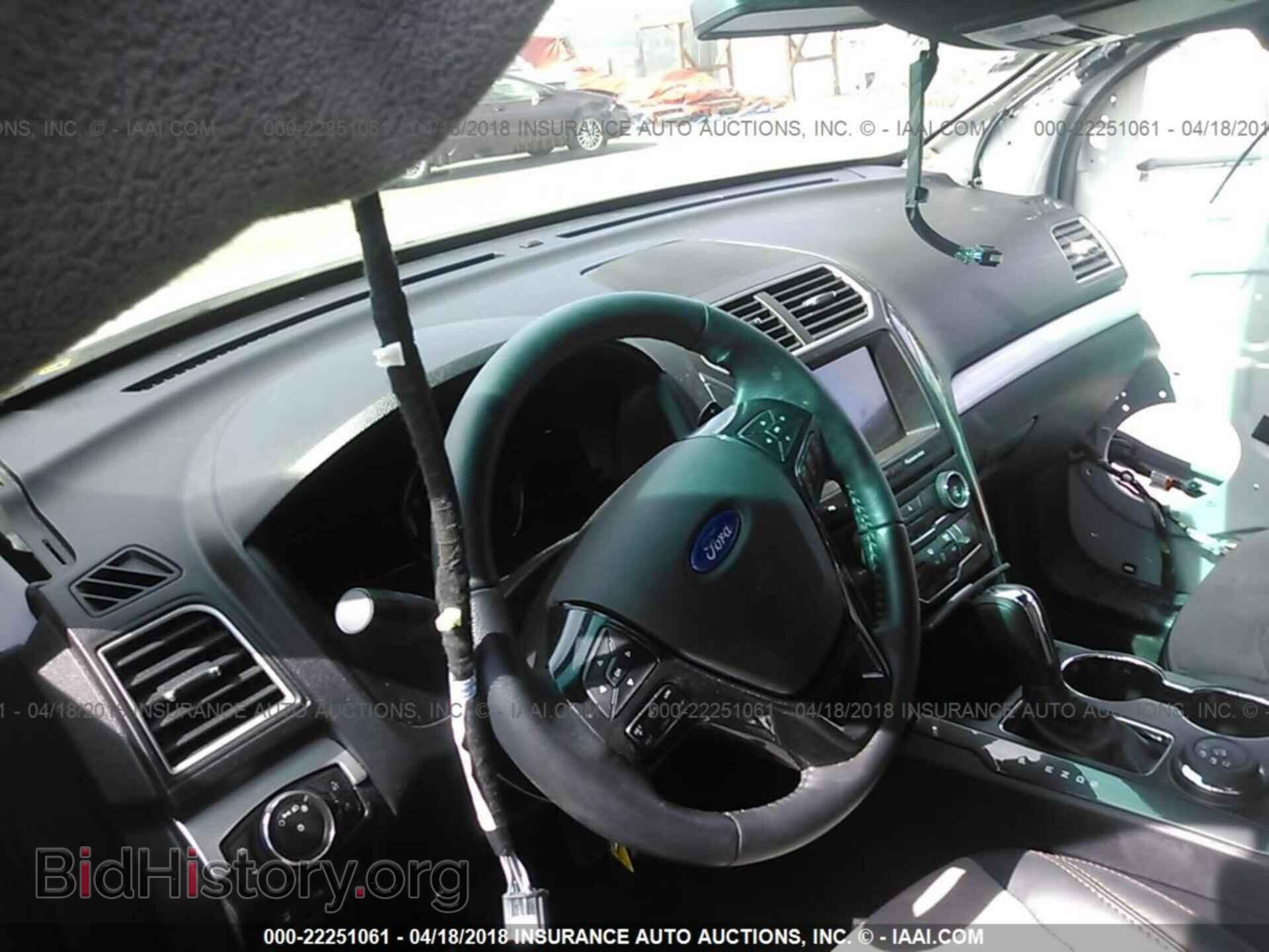 2017 Ford Explorer - VIN: 1FM5K8D87HGA59835 - Photo 5