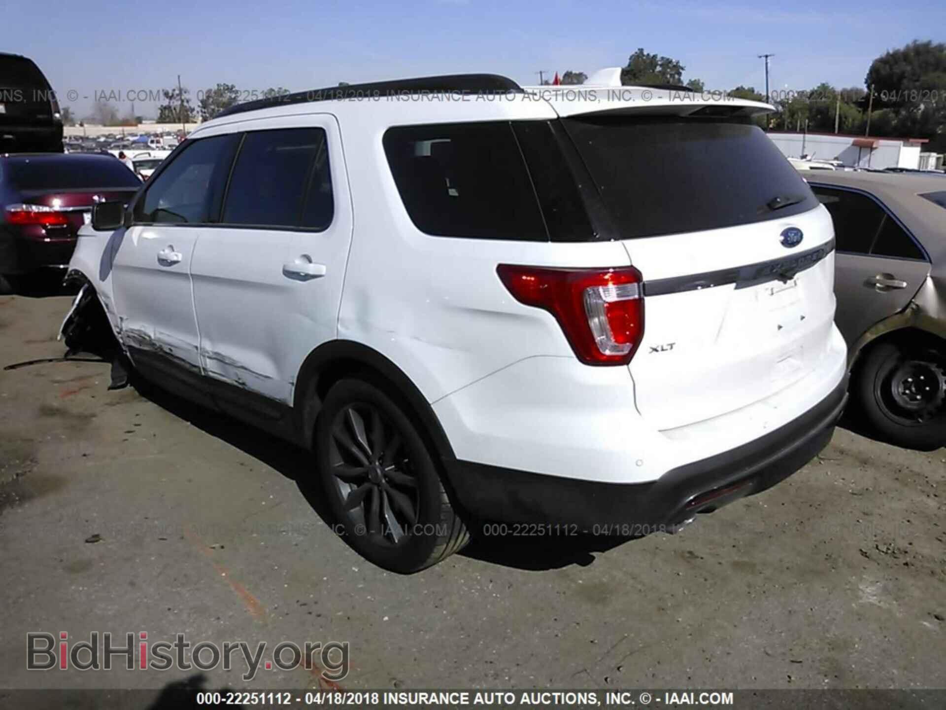 2017 Ford Explorer - VIN: 1FM5K7D82HGD99713 - Photo 3