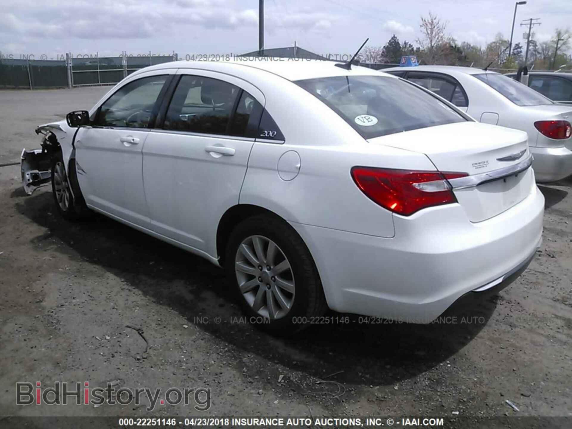 2012 Chrysler 200 - VIN: 1C3CCBBB4CN126842 - Photo 3