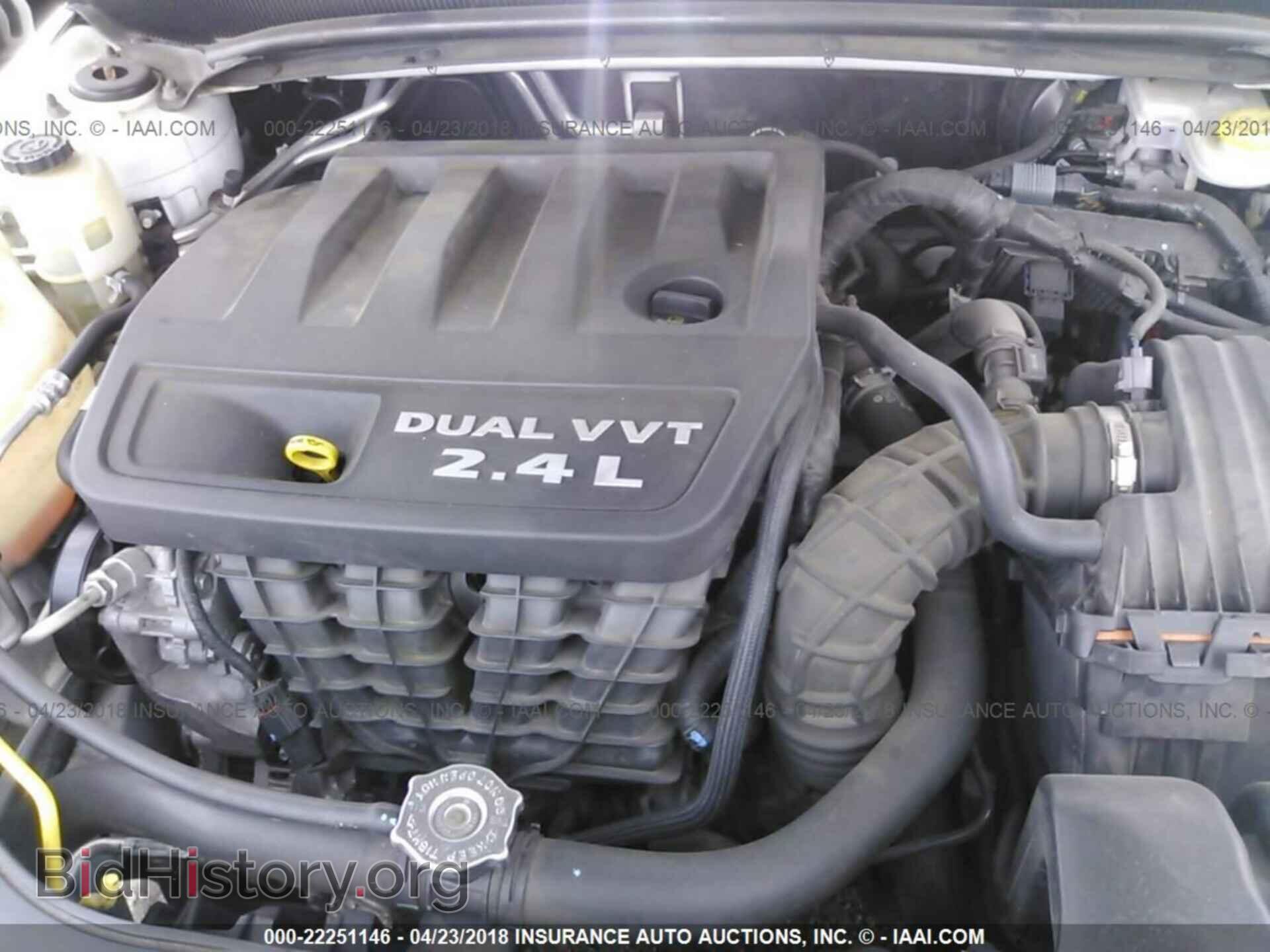 2012 Chrysler 200 - VIN: 1C3CCBBB4CN126842 - Photo 10
