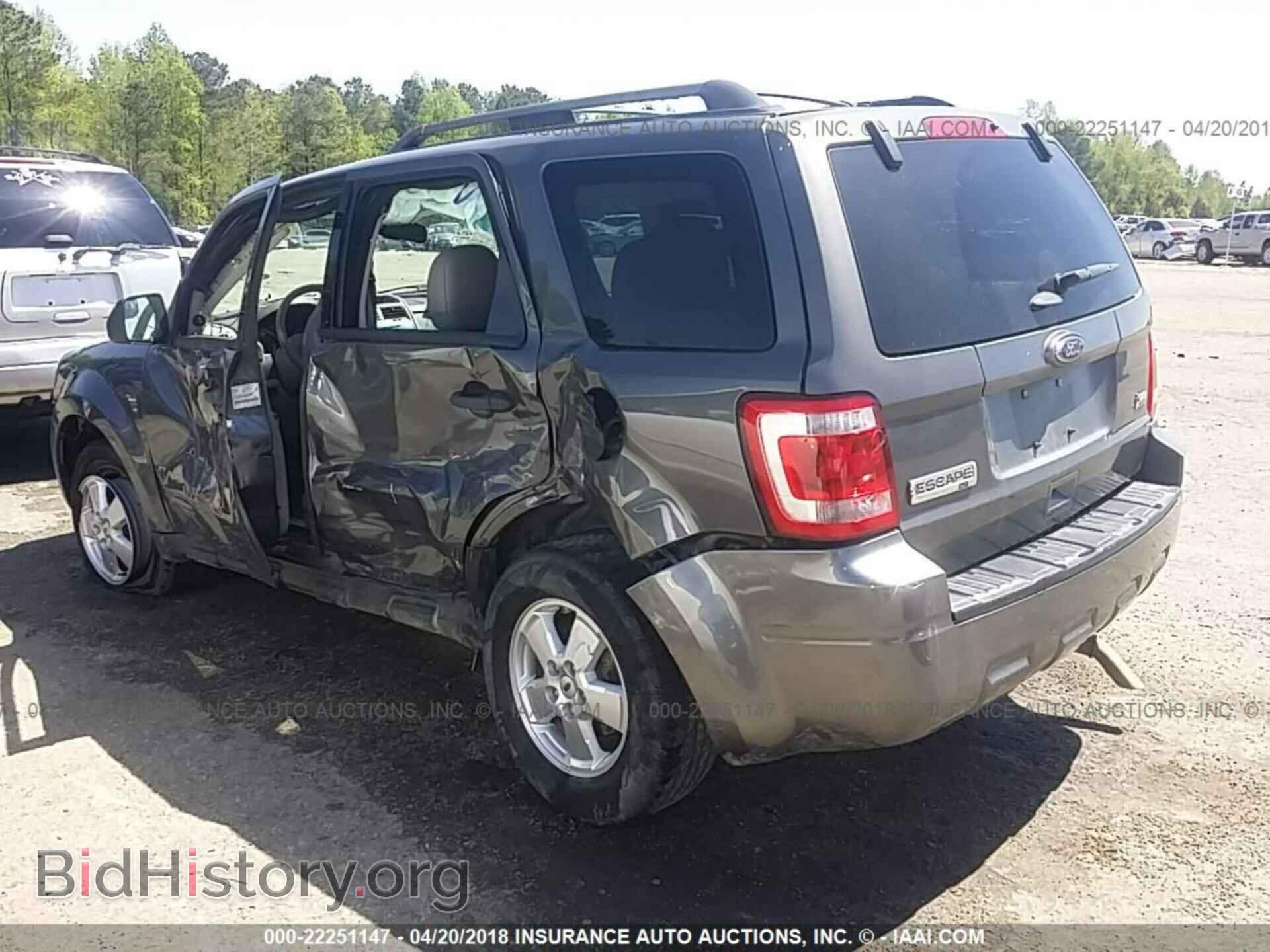 2012 Ford Escape - VIN: 1FMCU0DG6CKC84490 - Photo 3
