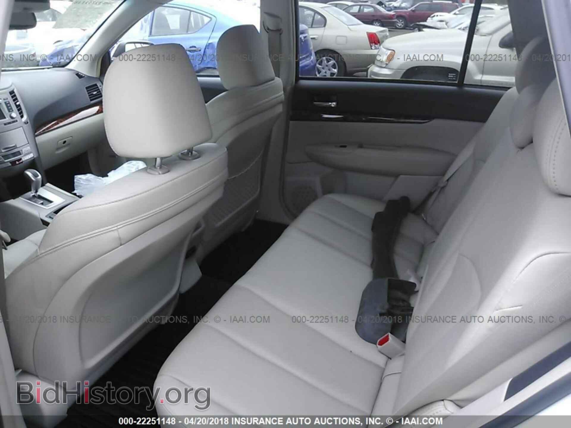 2012 Subaru Outback - VIN: 4S4BRBKCXC3247445 - Фото 8