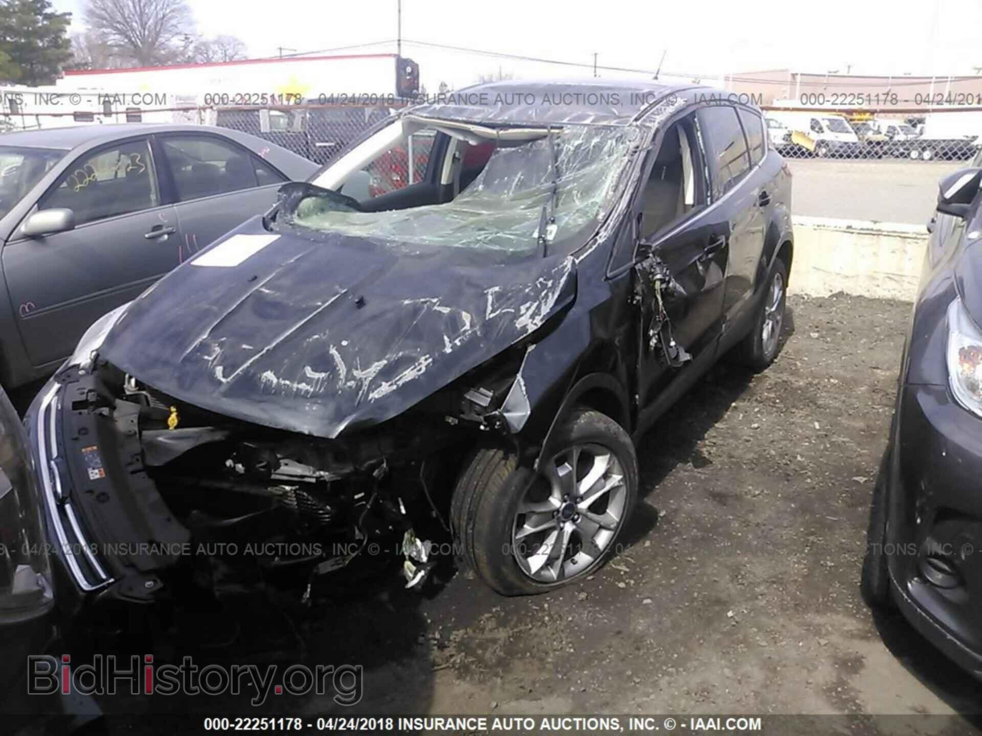 2013 Ford Escape - VIN: 1FMCU0H90DUC98287 - Photo 2