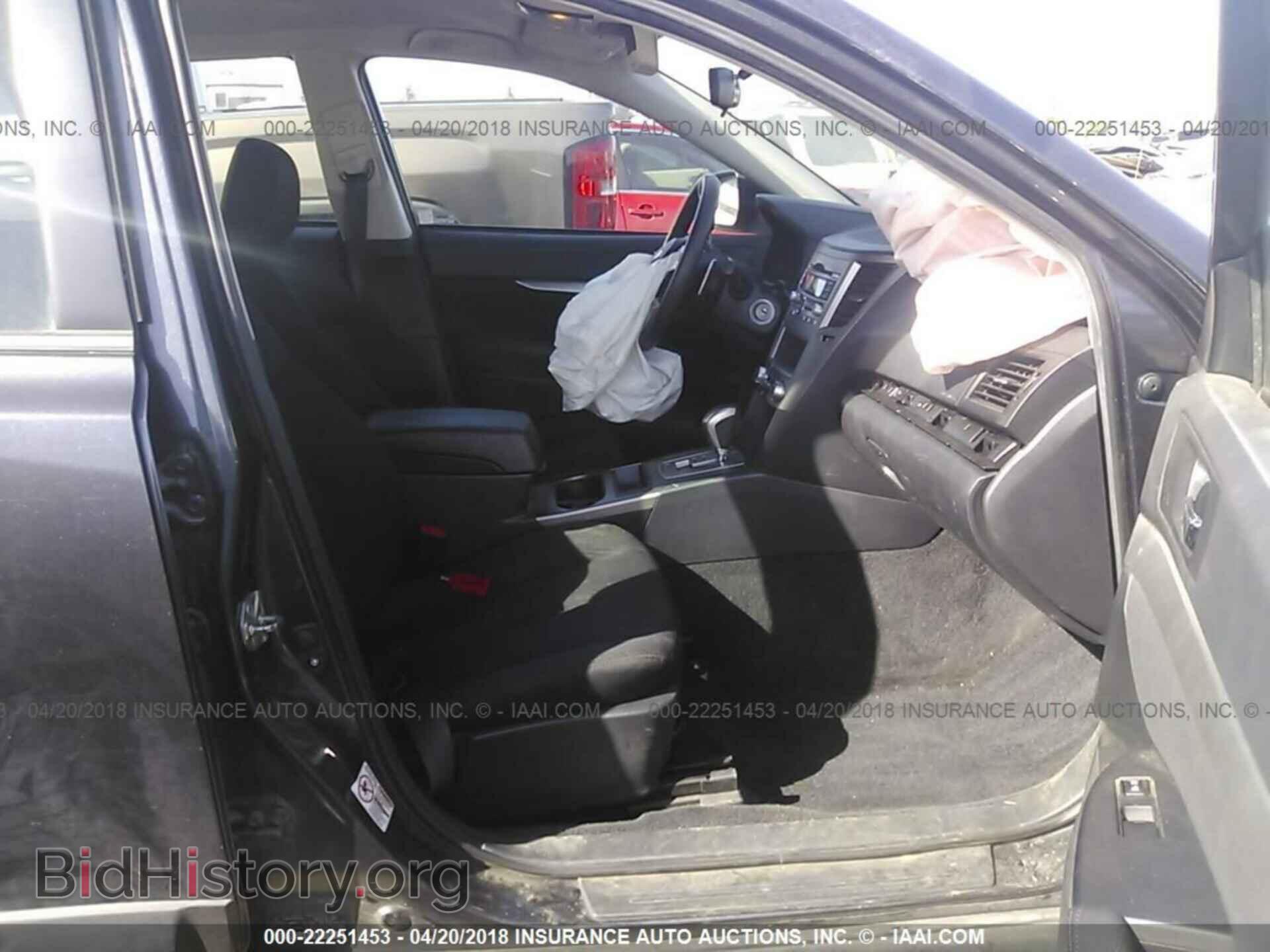 2011 Subaru Outback - VIN: 4S4BRBAC4B3368391 - Фото 5