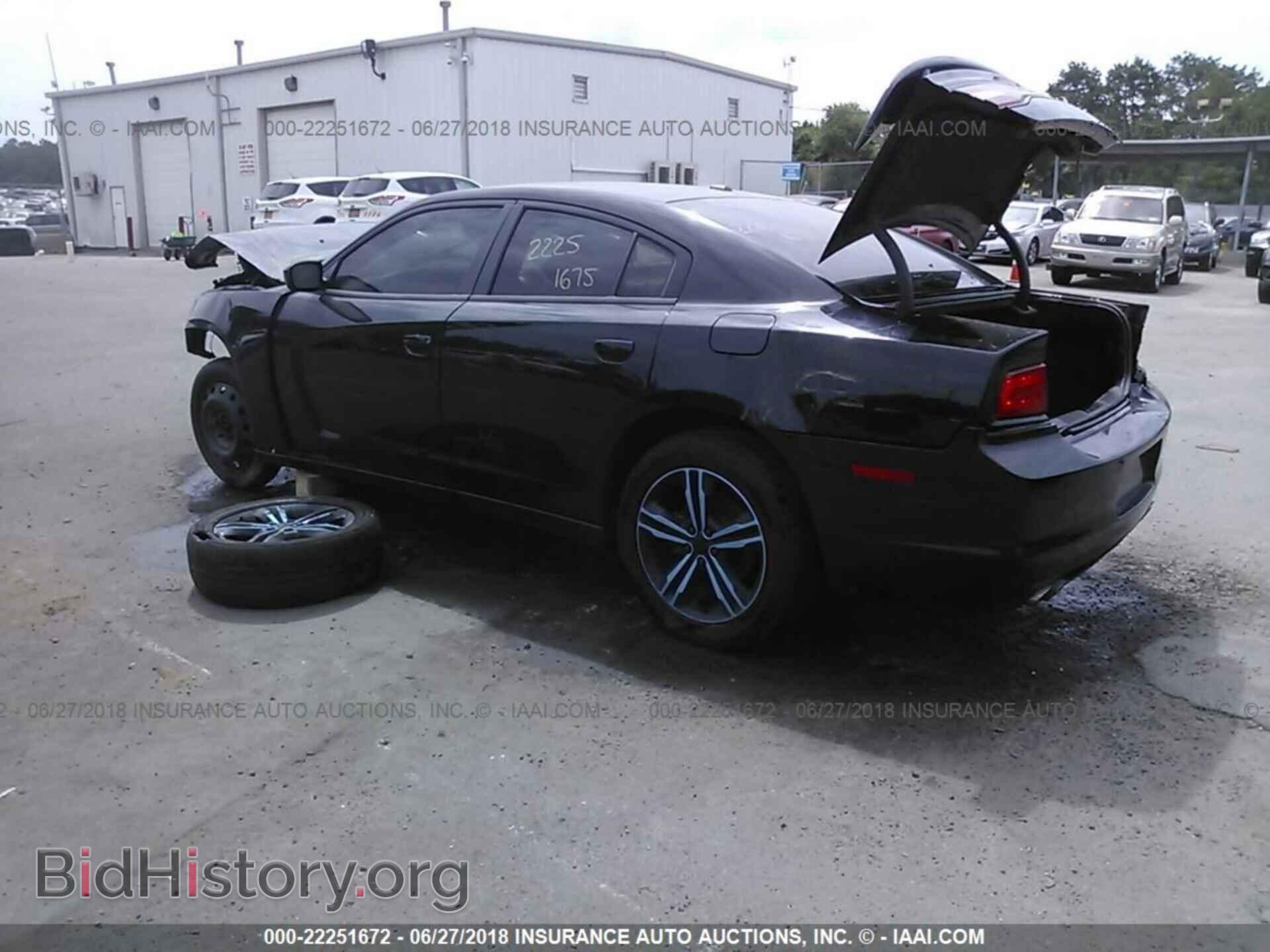 2013 Dodge Charger - VIN: 2C3CDXDTXDH527063 - Photo 3
