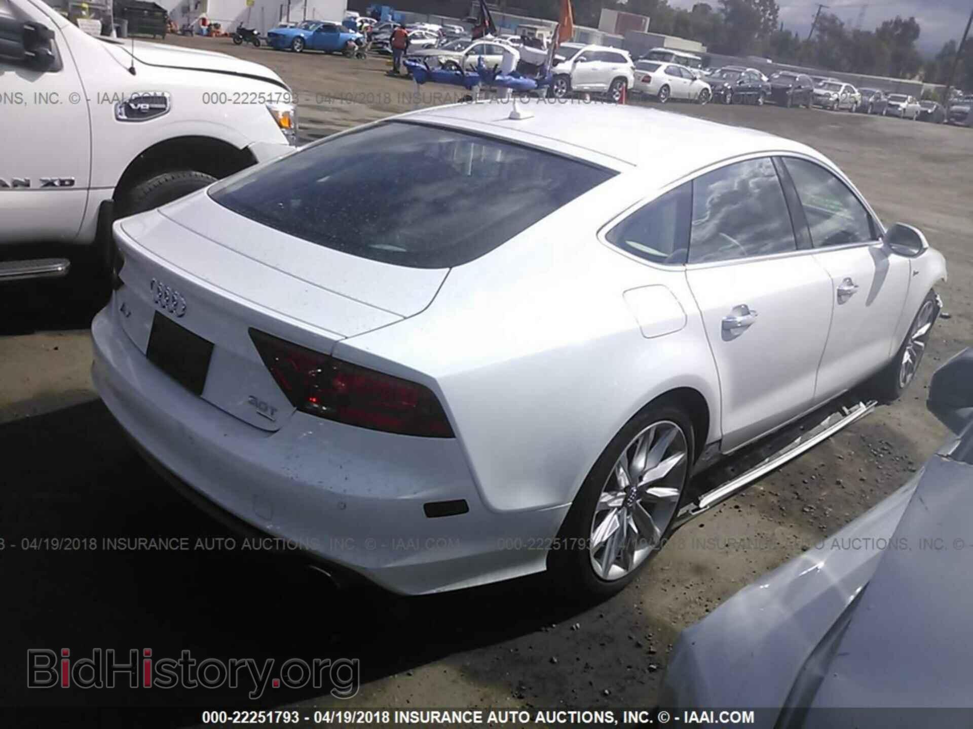 2015 Audi A7 - VIN: WAU2GAFC9FN004651 - Photo 4