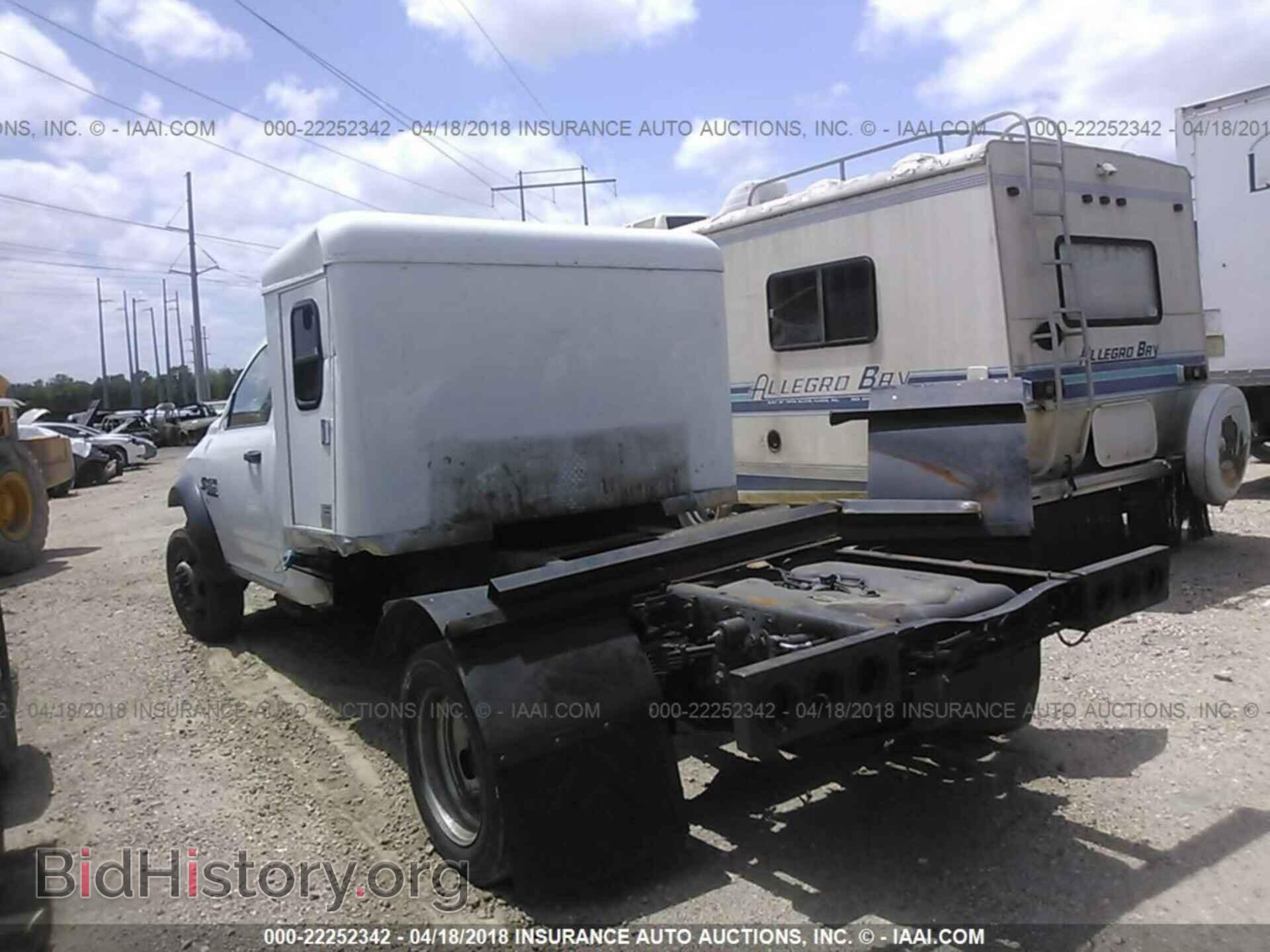 2014 Ram 4500 - VIN: 3C7WRKBL3EG286449 - Photo 3