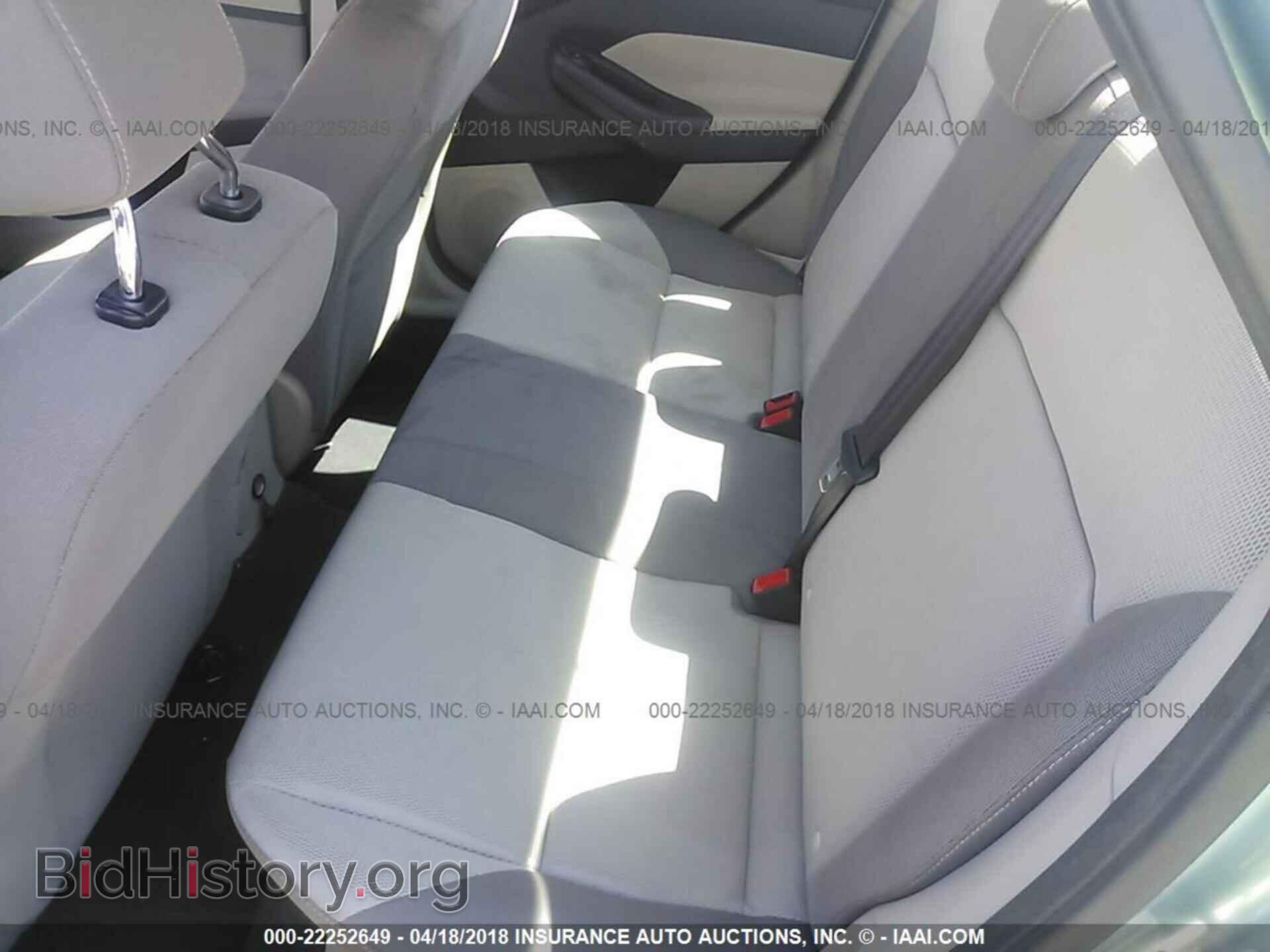 2012 Ford Focus - VIN: 1FAHP3F24CL263352 - Фото 8