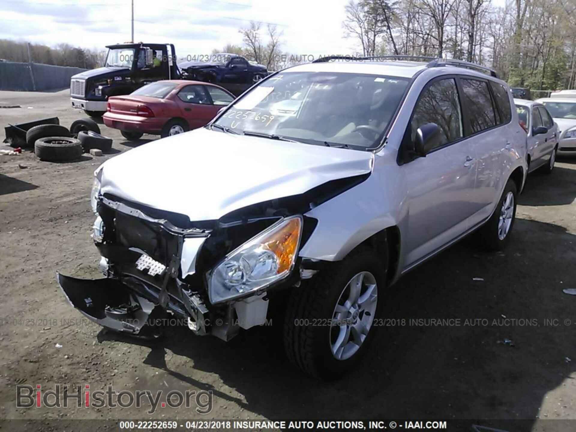 2012 Toyota Rav4 - VIN: 2T3BF4DV9CW190918 - Фото 2