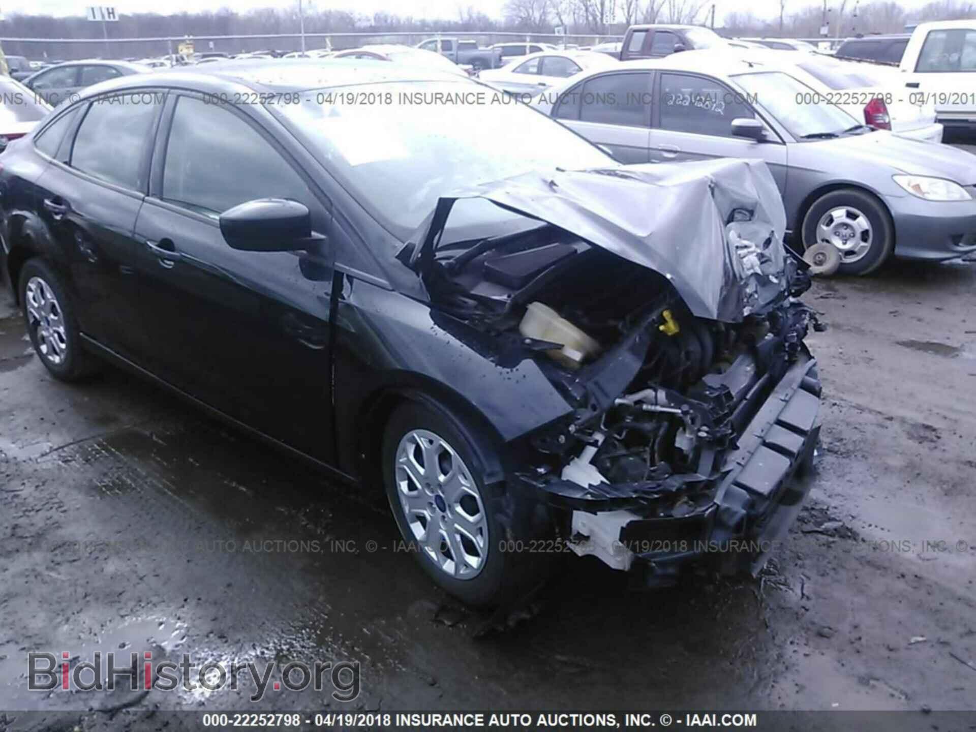 Фотография 1FAHP3F22CL164335 - Ford Focus 2012