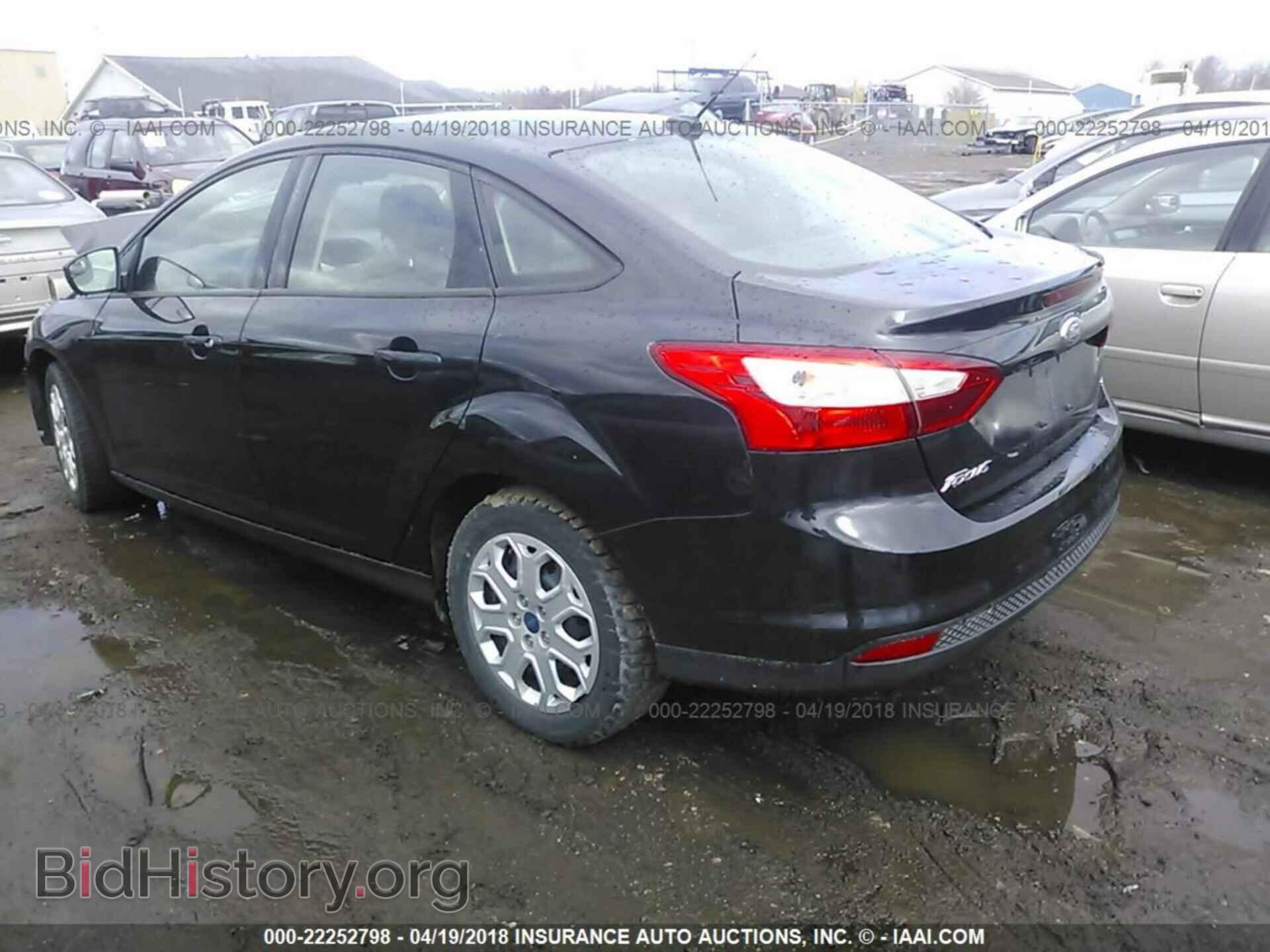 2012 Ford Focus - VIN: 1FAHP3F22CL164335 - Фото 3