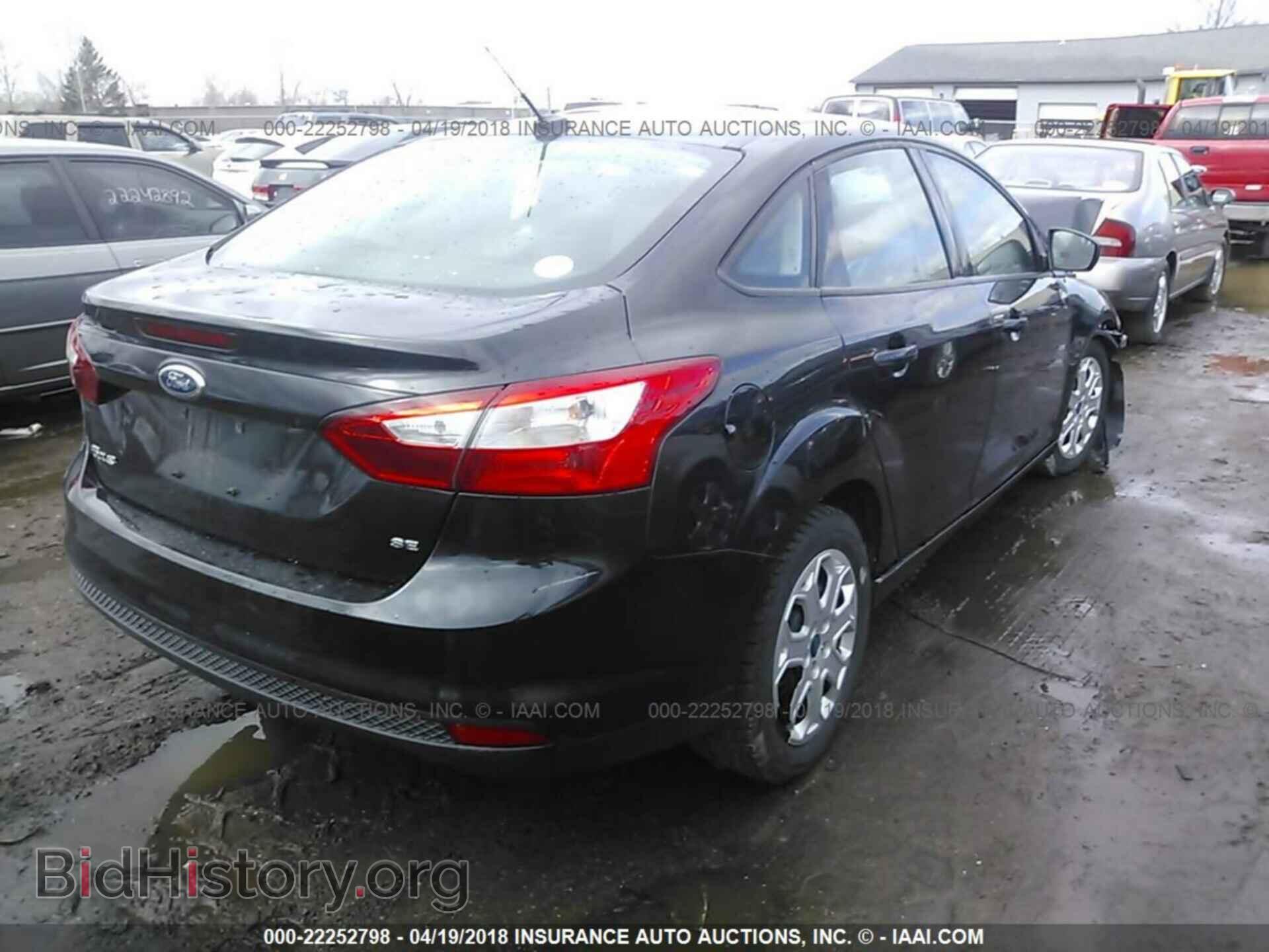 2012 Ford Focus - VIN: 1FAHP3F22CL164335 - Фото 4