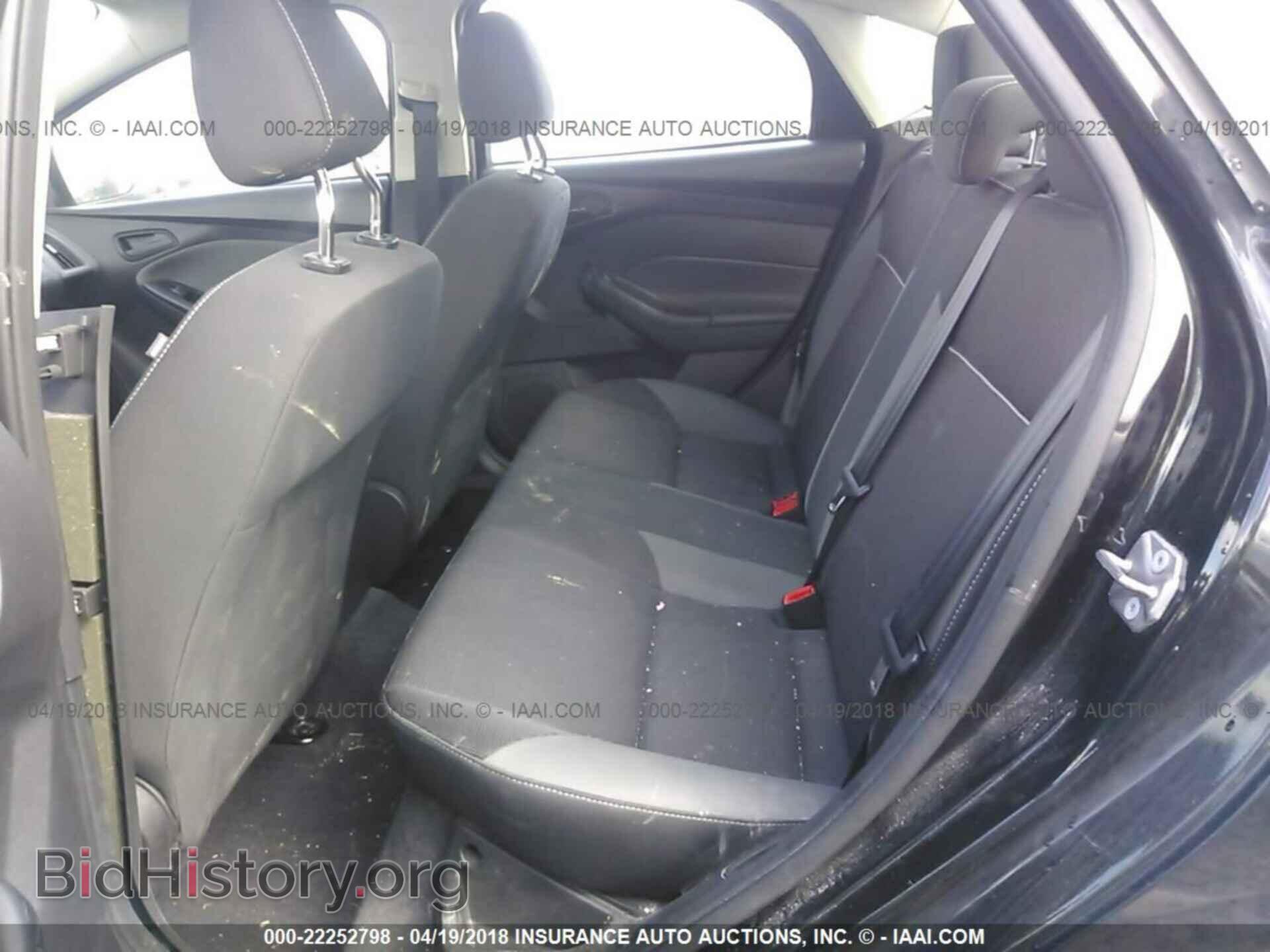 2012 Ford Focus - VIN: 1FAHP3F22CL164335 - Фото 8
