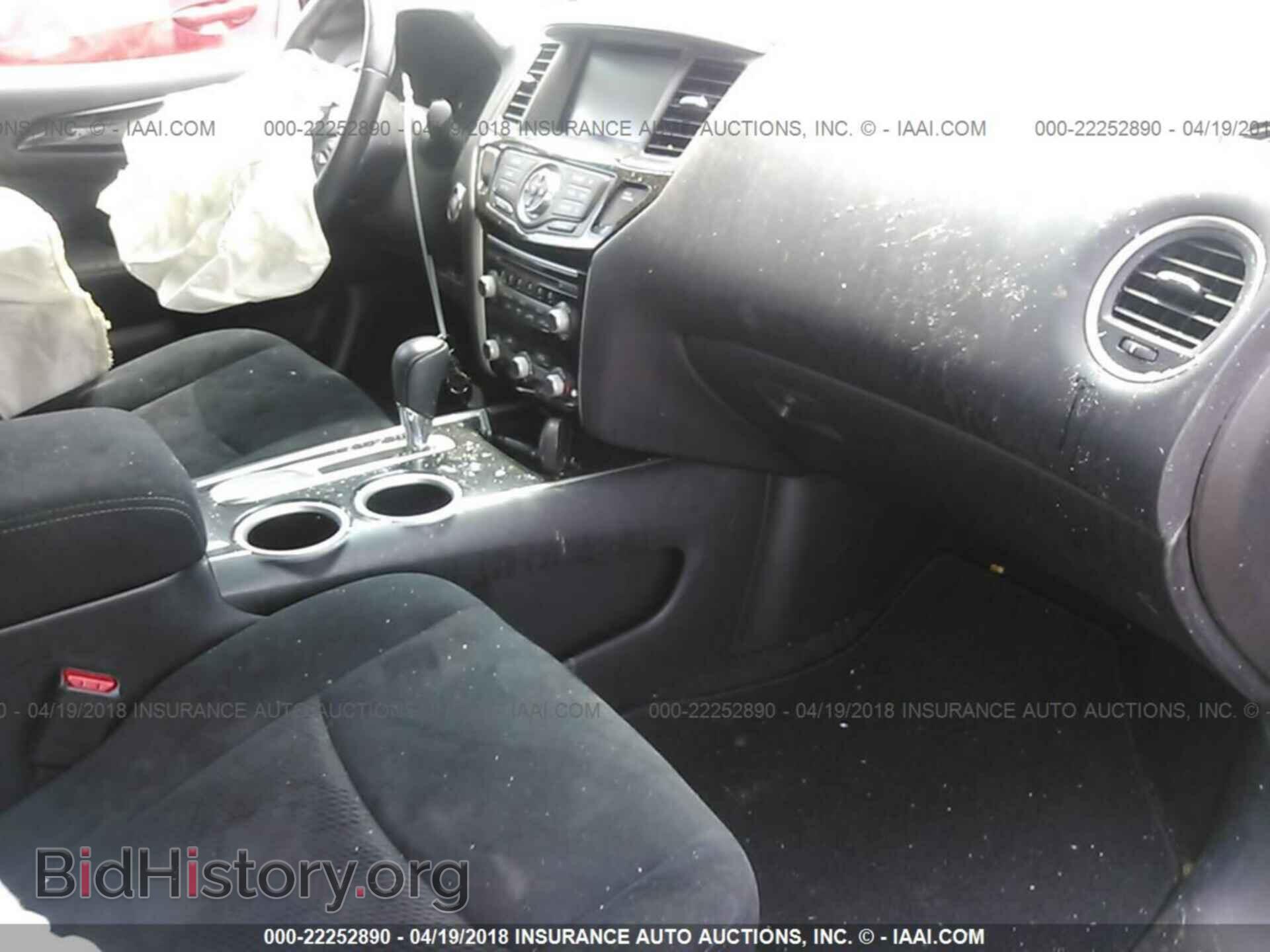 2014 Nissan Pathfinder - VIN: 5N1AR2MN6EC676420 - Фото 5