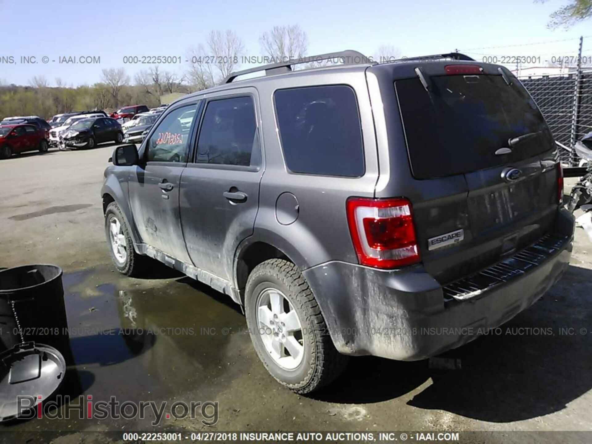 2012 Ford Escape - VIN: 1FMCU0D73CKC18088 - Photo 3