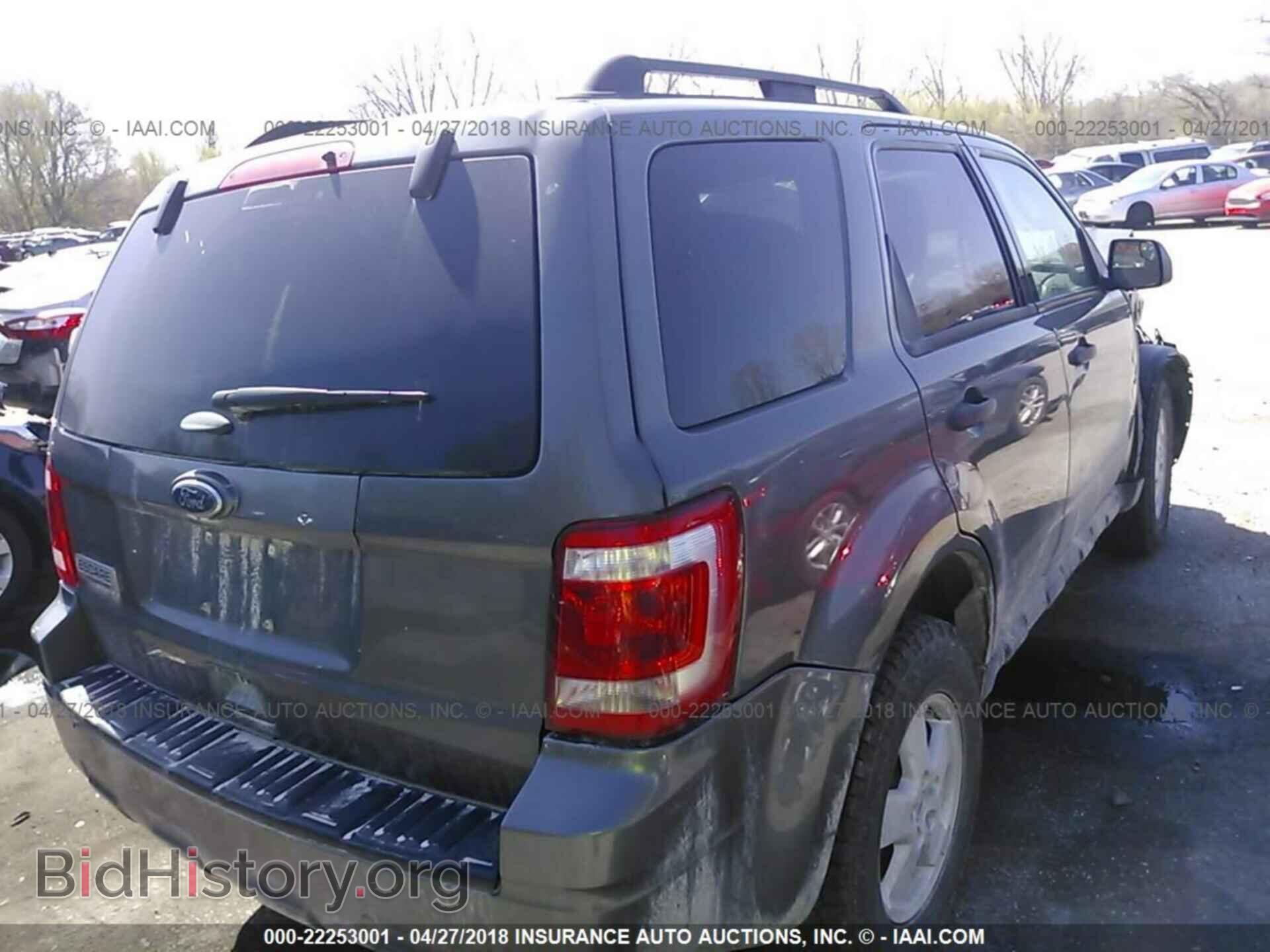 2012 Ford Escape - VIN: 1FMCU0D73CKC18088 - Photo 4