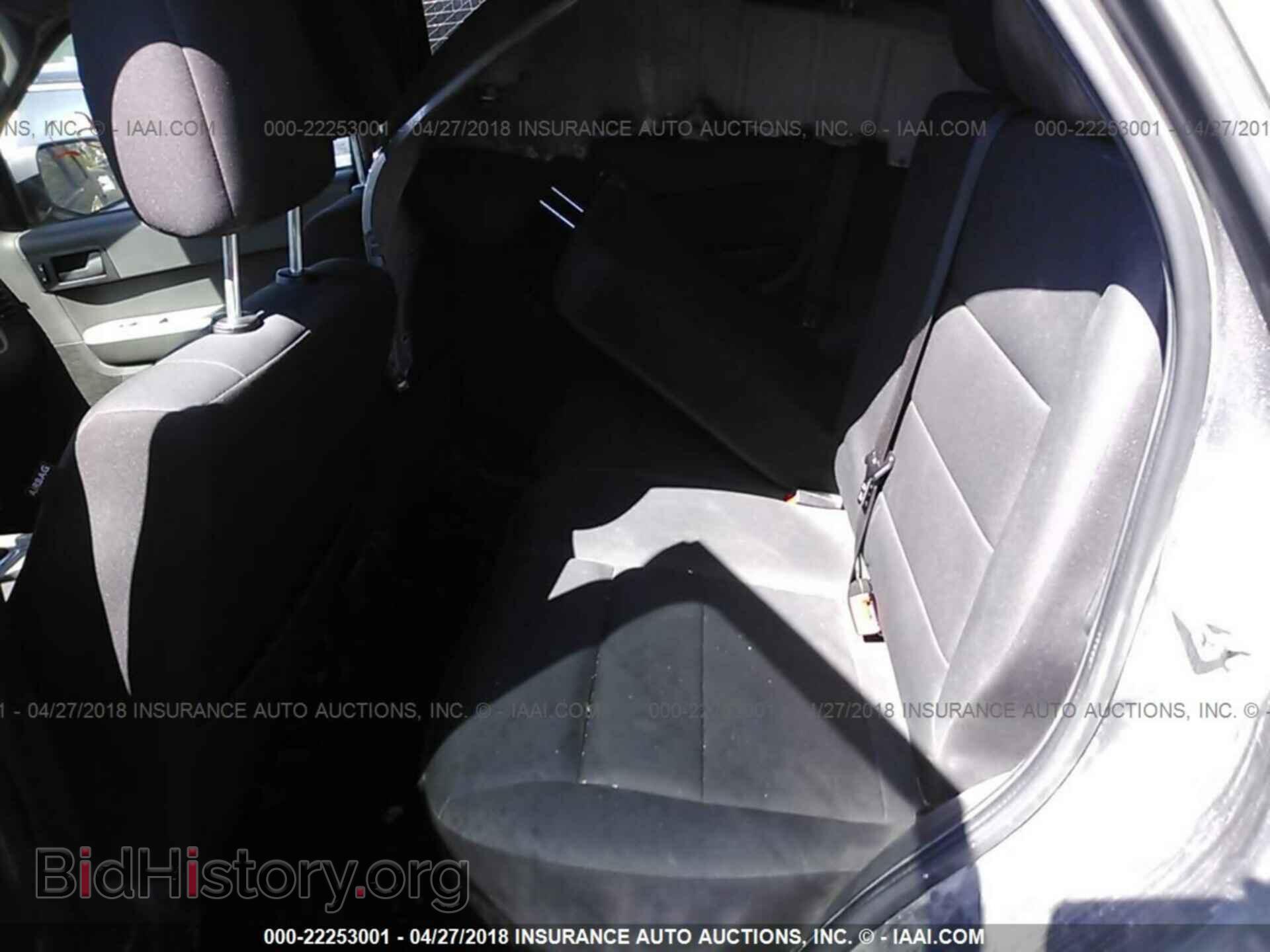 2012 Ford Escape - VIN: 1FMCU0D73CKC18088 - Photo 8