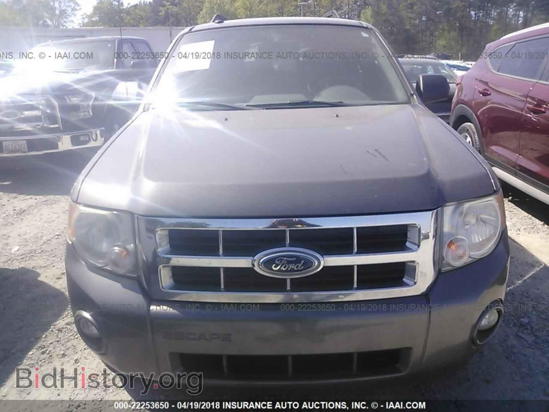 2011 Ford Escape - VIN: 1FMCU0DG5BKB73668 - Фото 6