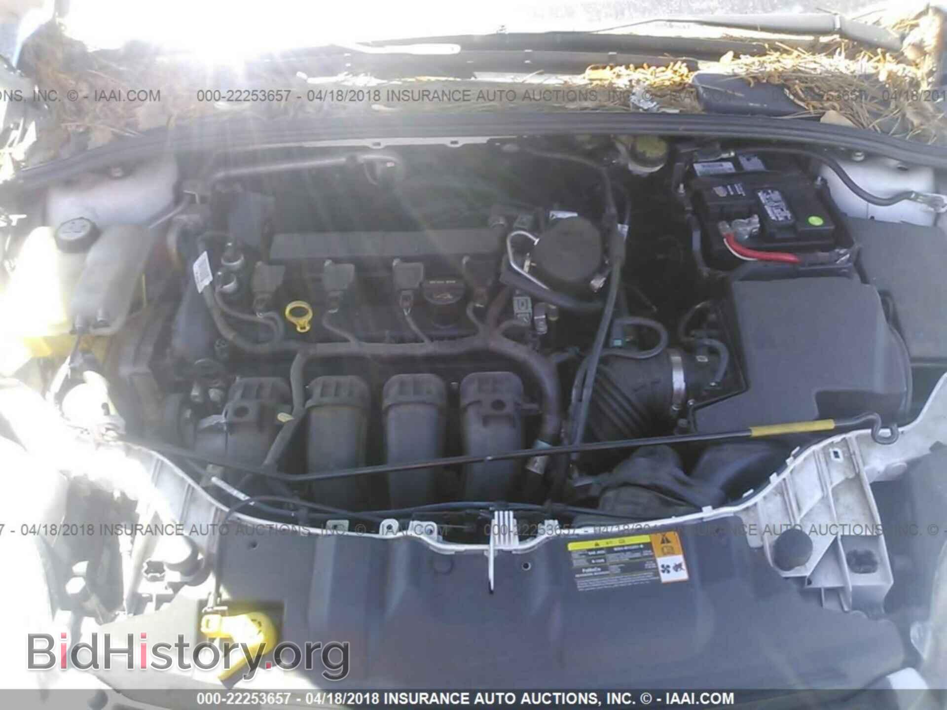 2012 Ford Focus - VIN: 1FAHP3E24CL415292 - Photo 10