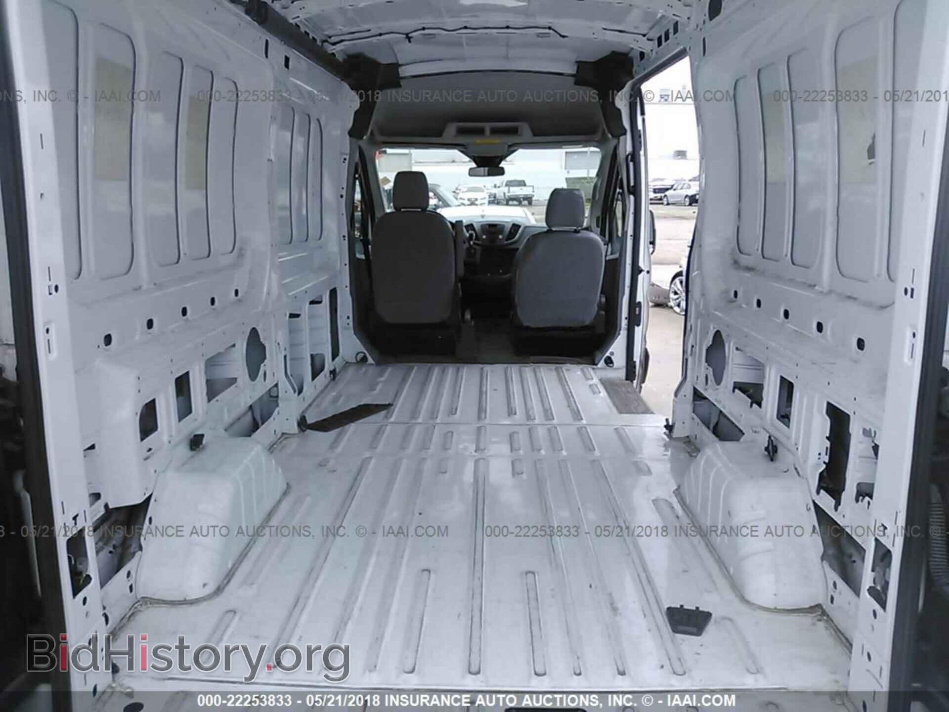 2016 Ford Transit - VIN: 1FTYR2CM3GKB21963 - Photo 8