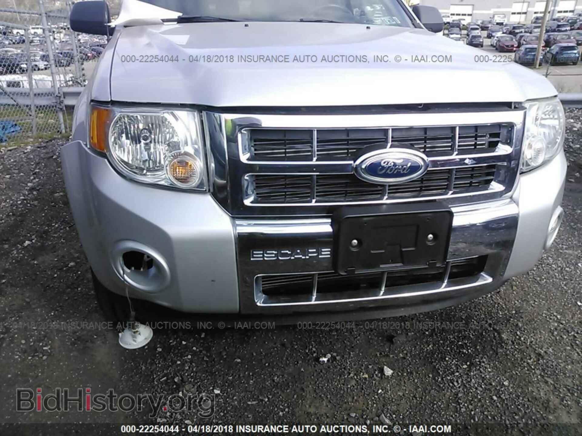 2011 Ford Escape - VIN: 1FMCU9DG4BKC59106 - Фото 6