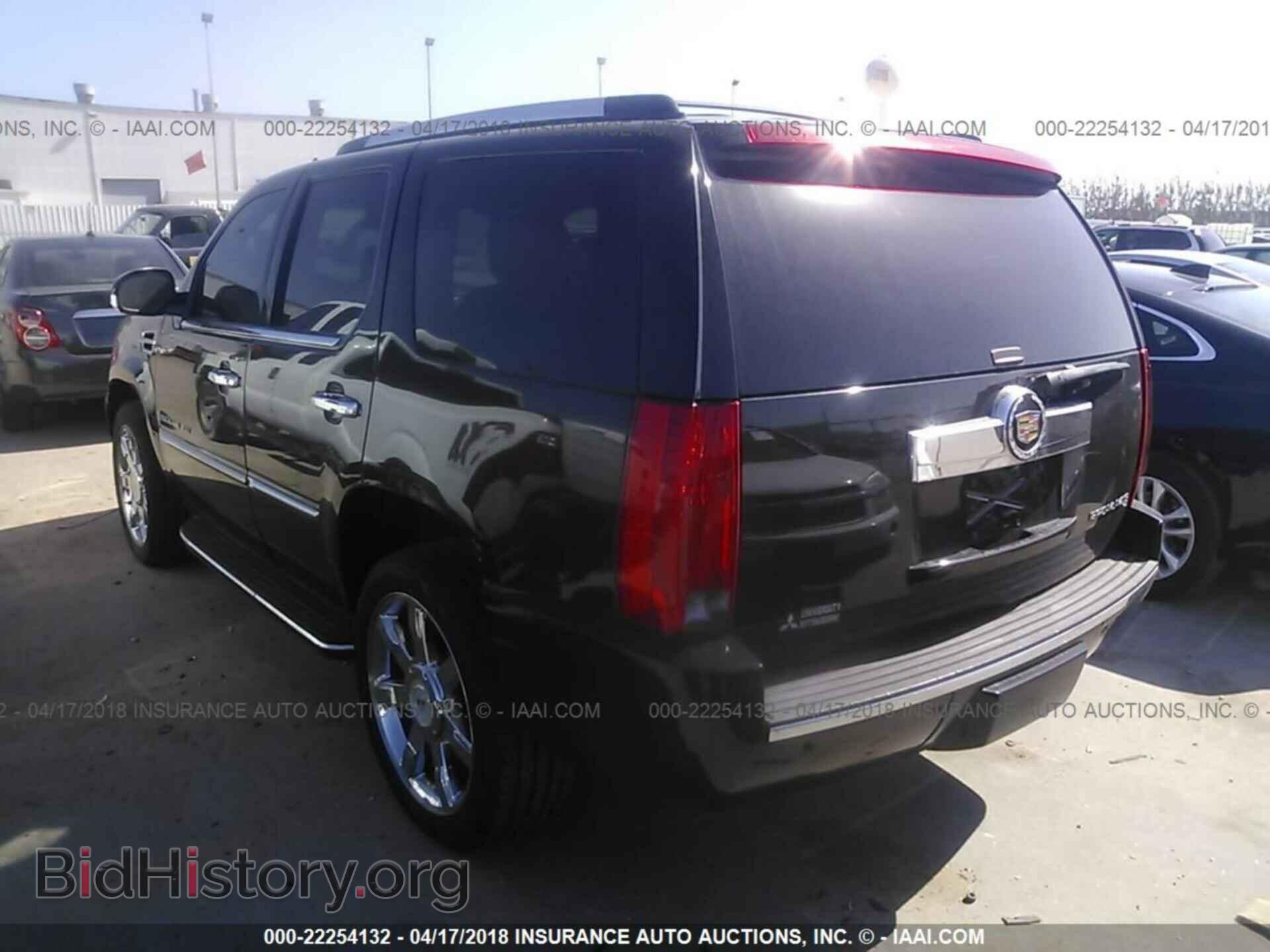 2013 Cadillac Escalade - VIN: 1GYS3BEF0DR100541 - Фото 3