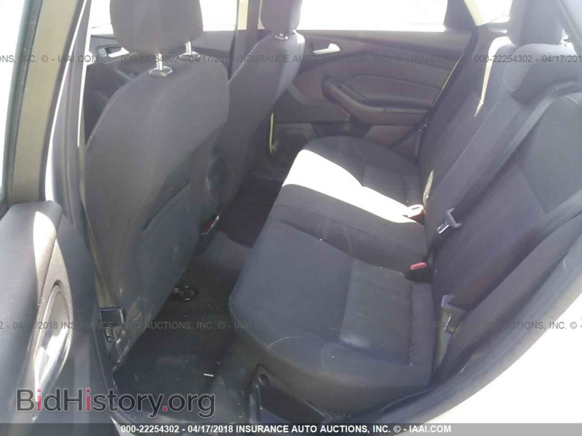 2015 Ford Focus - VIN: 1FADP3F23FL285992 - Photo 8