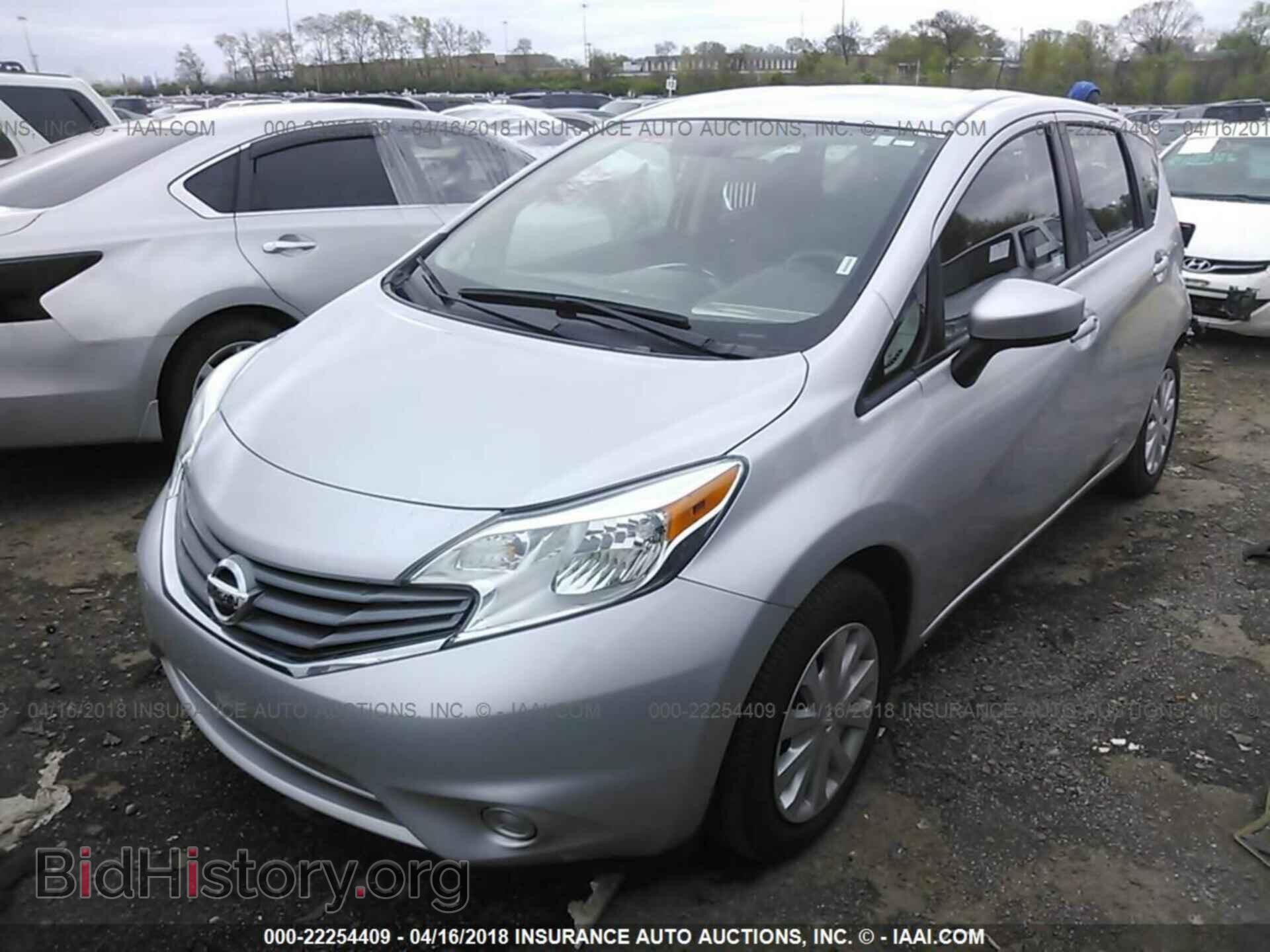 2016 Nissan Versa note - VIN: 3N1CE2CP0GL394716 - Фото 2