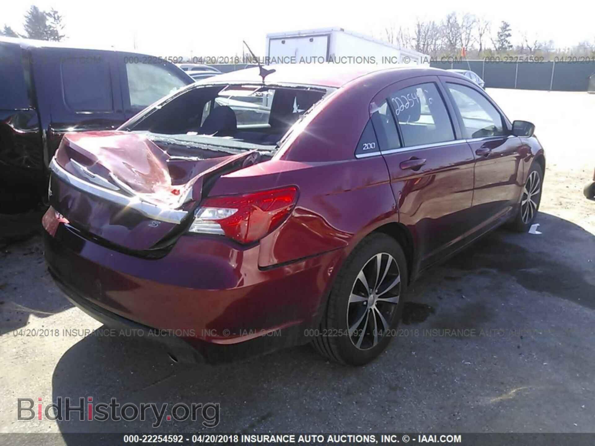 2013 Chrysler 200 - VIN: 1C3CCBBG6DN716635 - Фото 4