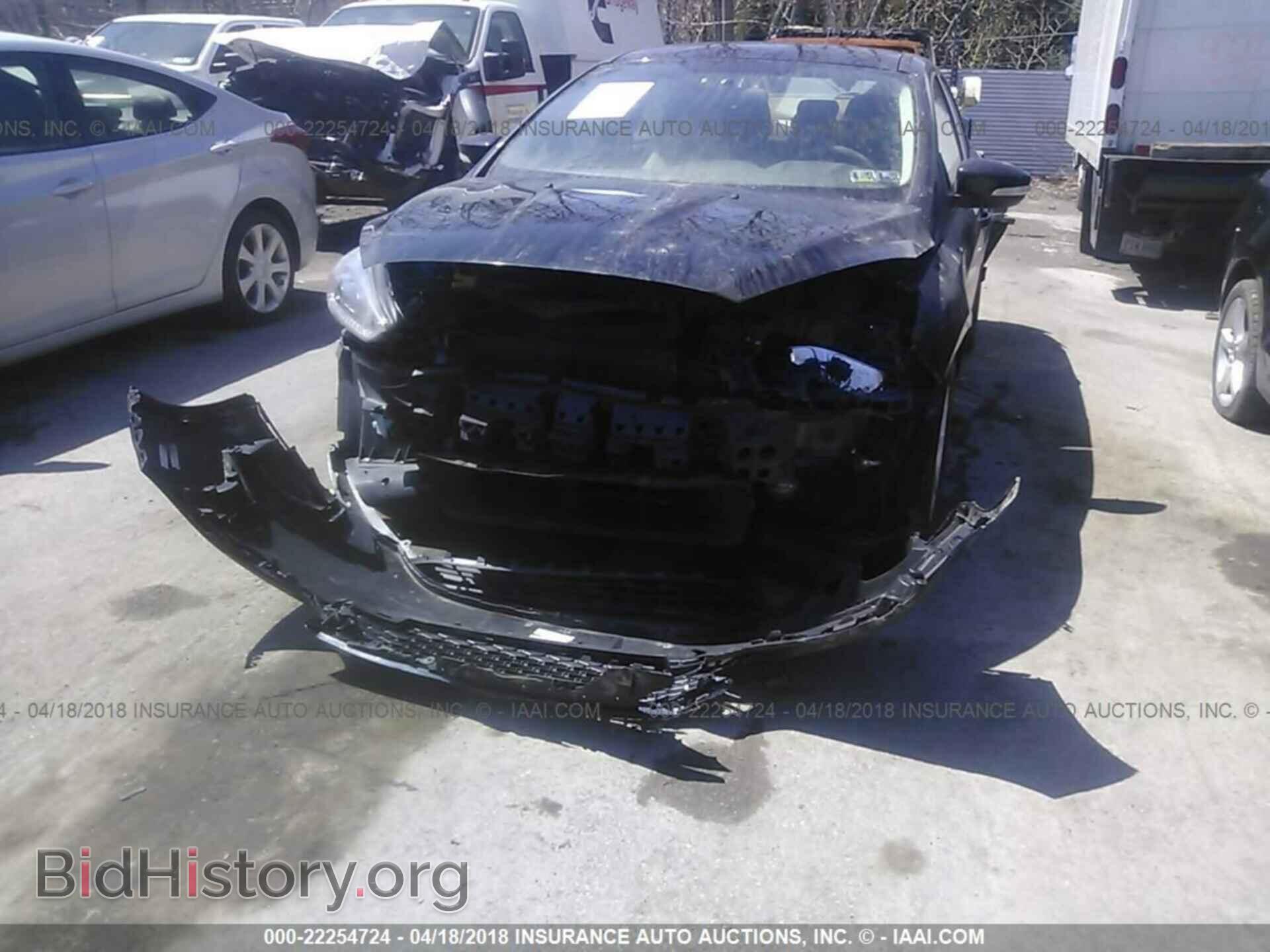 2016 Ford Focus - VIN: 1FADP3F23GL305160 - Photo 6