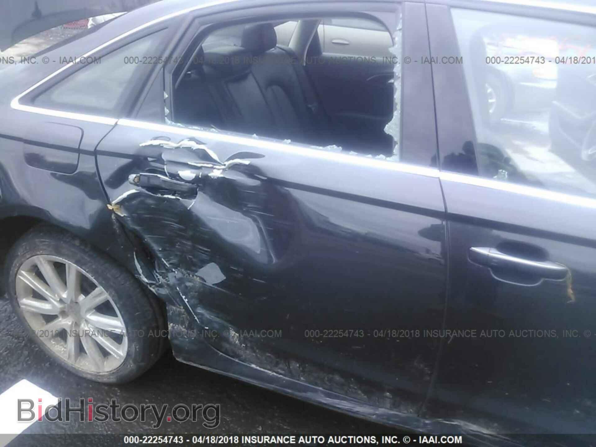 2012 AUDI A6 - VIN: WAUJGAFC0CN173870 - Фото 6