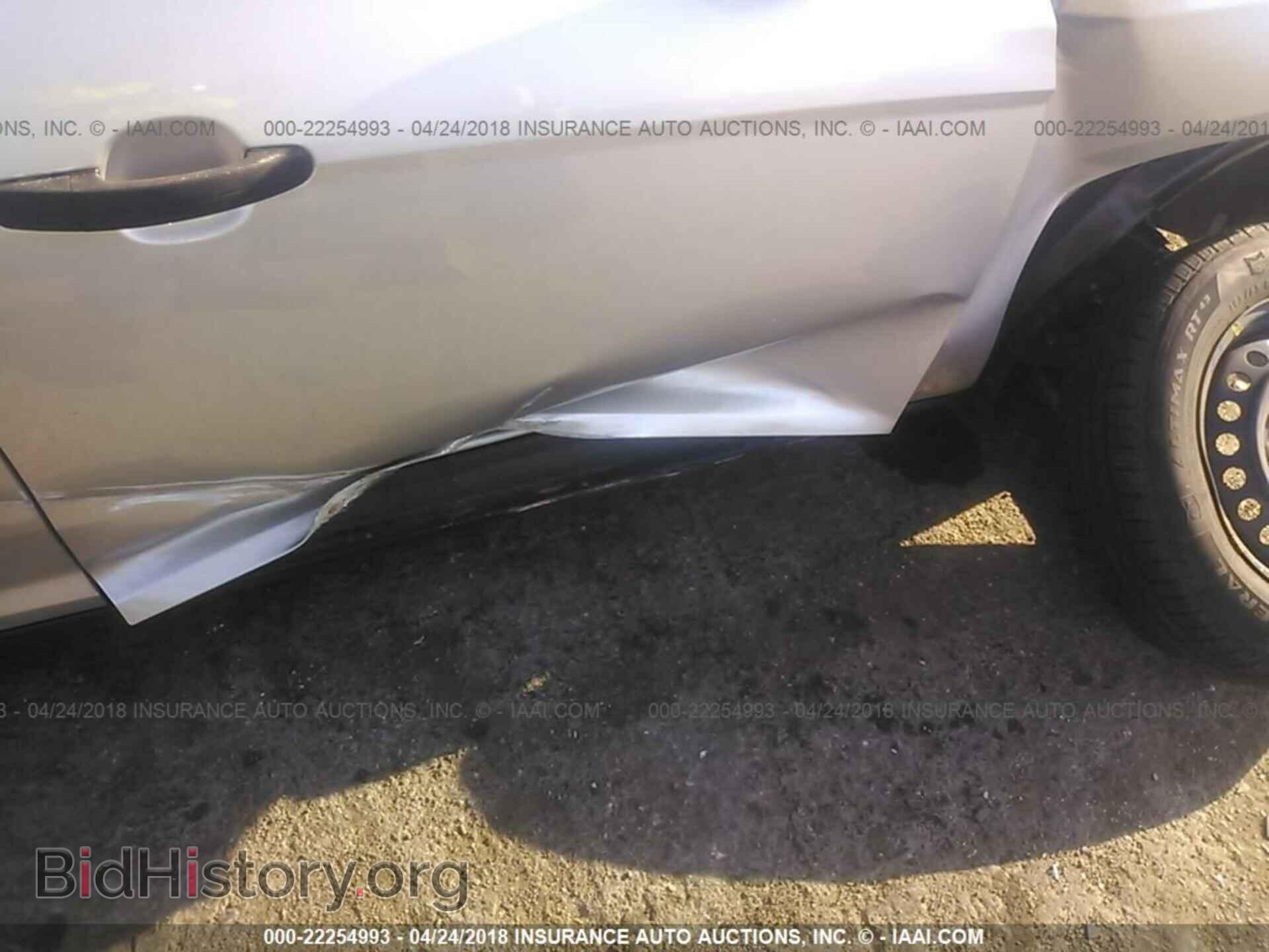 2012 Ford Focus - VIN: 1FAHP3E20CL129617 - Photo 6