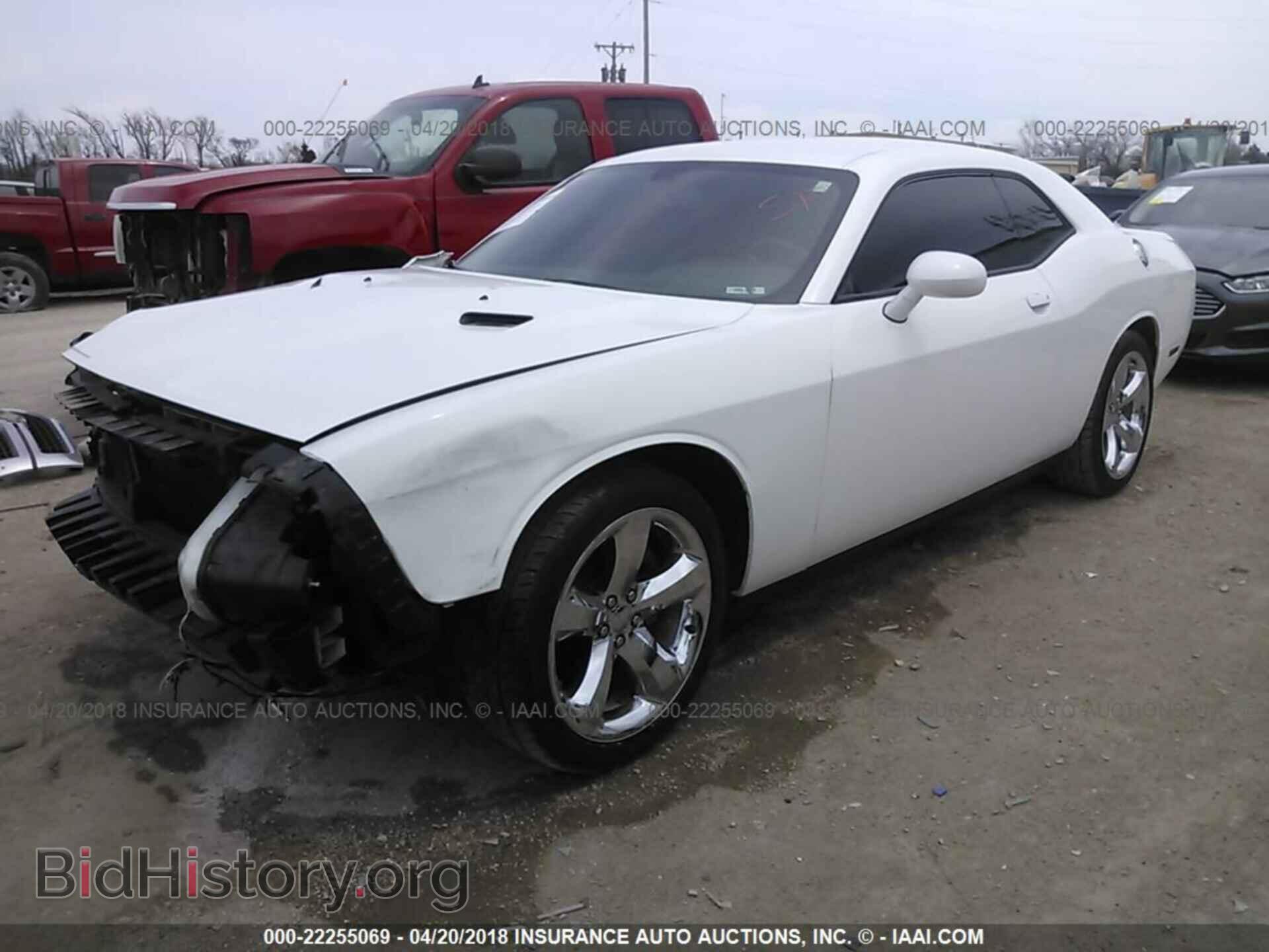 2013 Dodge Challenger - VIN: 2C3CDYAG1DH649761 - Фото 2