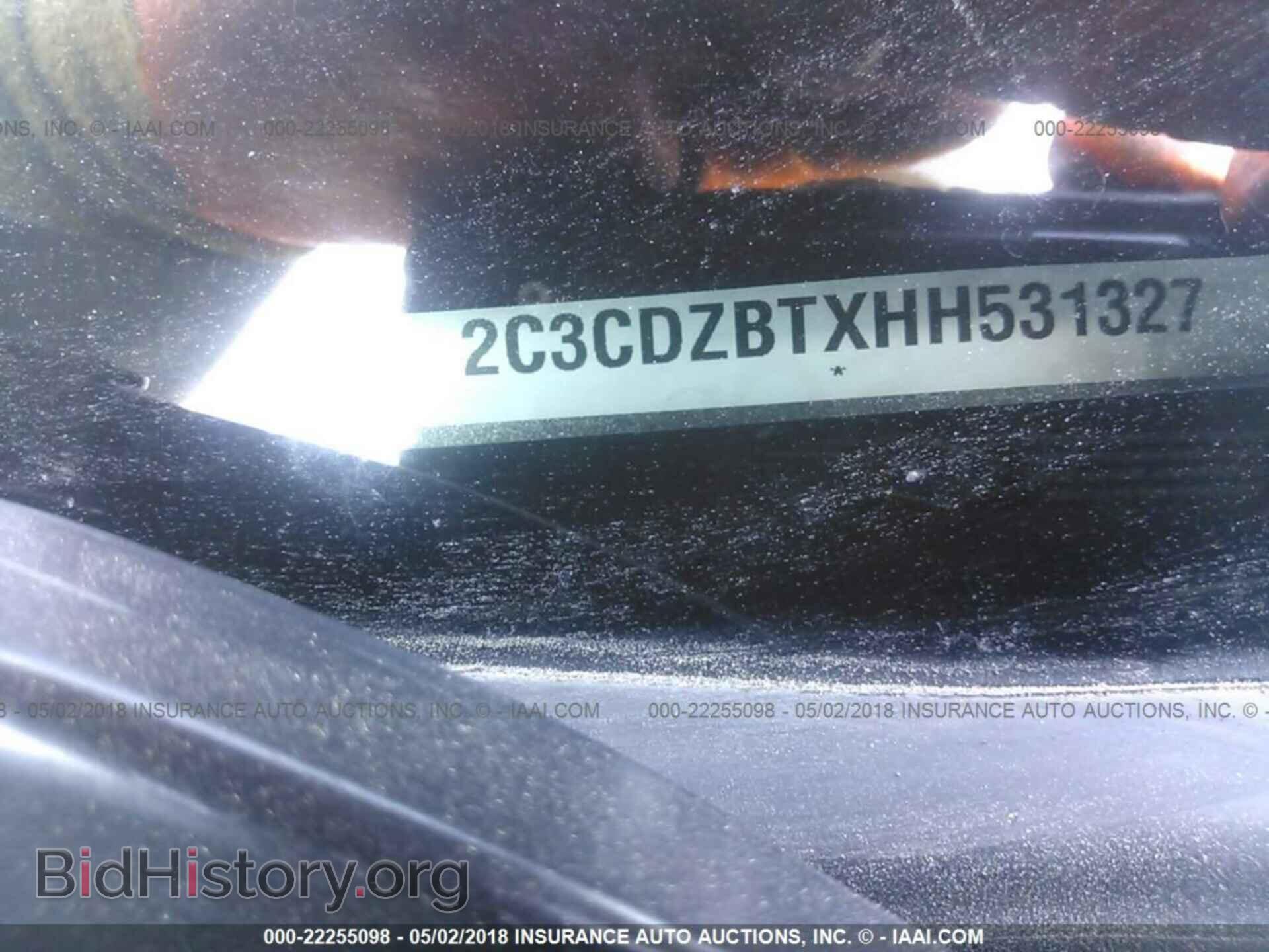 2017 Dodge Challenger - VIN: 2C3CDZBTXHH531327 - Фото 9
