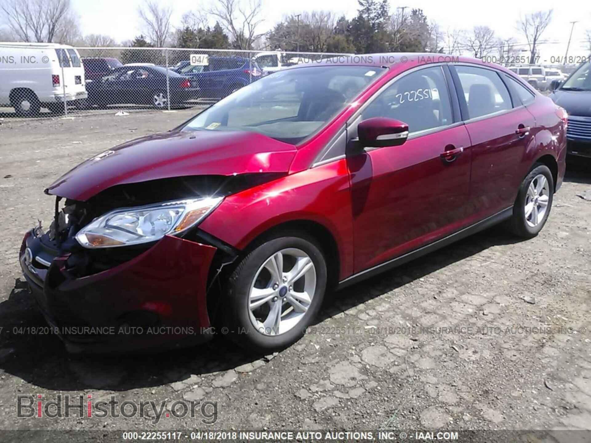 2014 Ford Focus - VIN: 1FADP3F23EL369230 - Photo 2