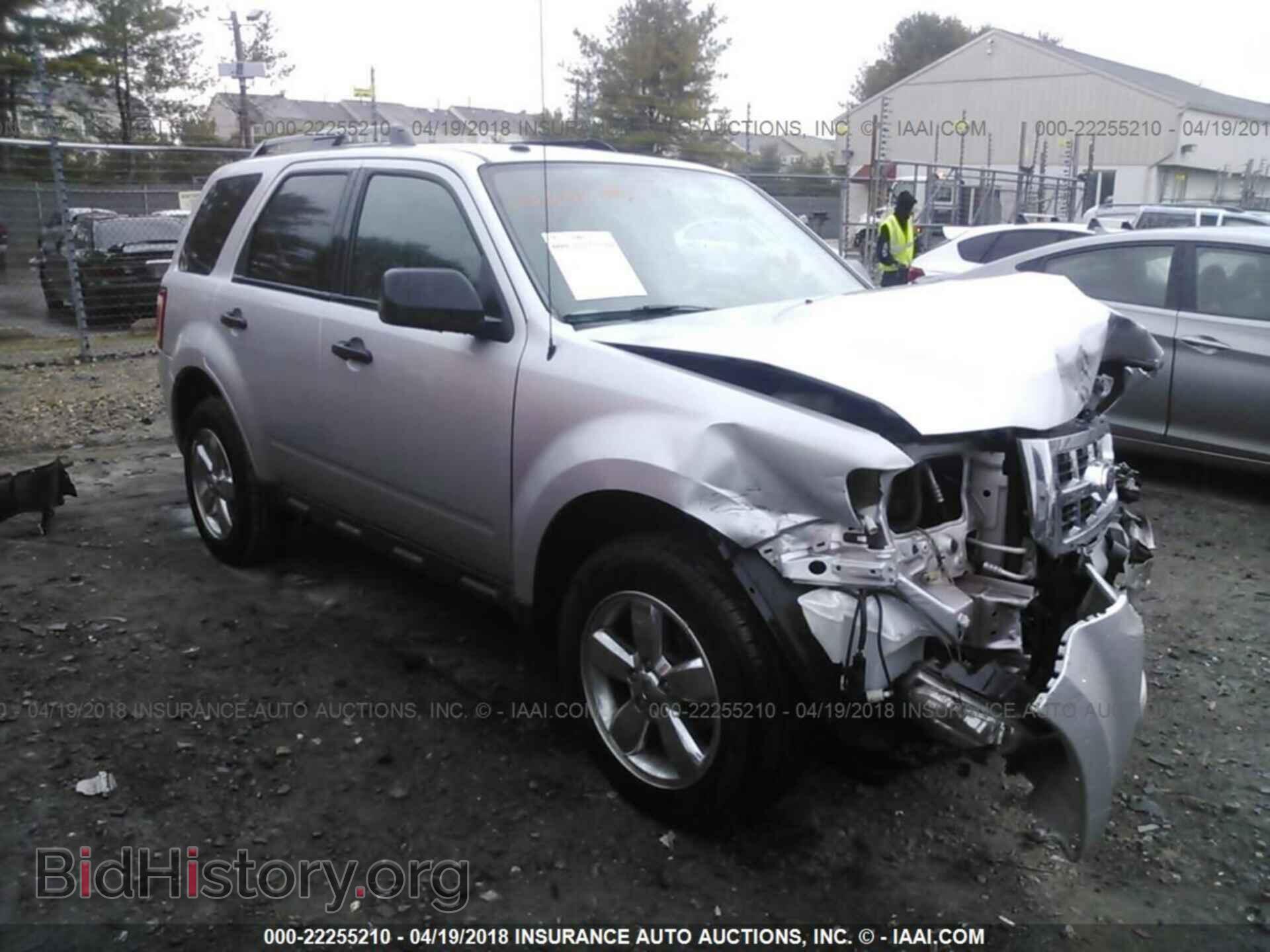 Photo 1FMCU9D72BKA71894 - Ford Escape 2011