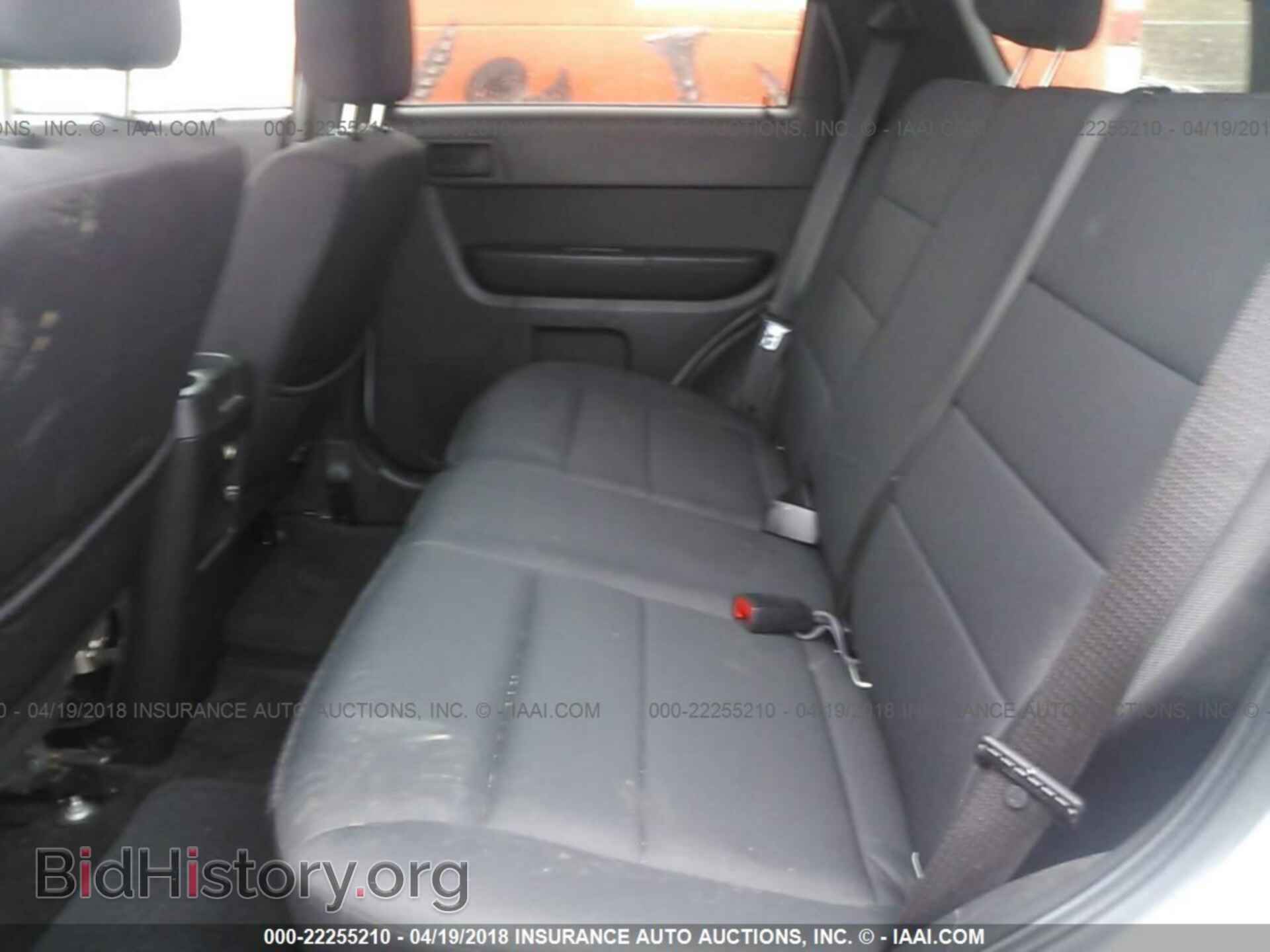 2011 Ford Escape - VIN: 1FMCU9D72BKA71894 - Фото 8