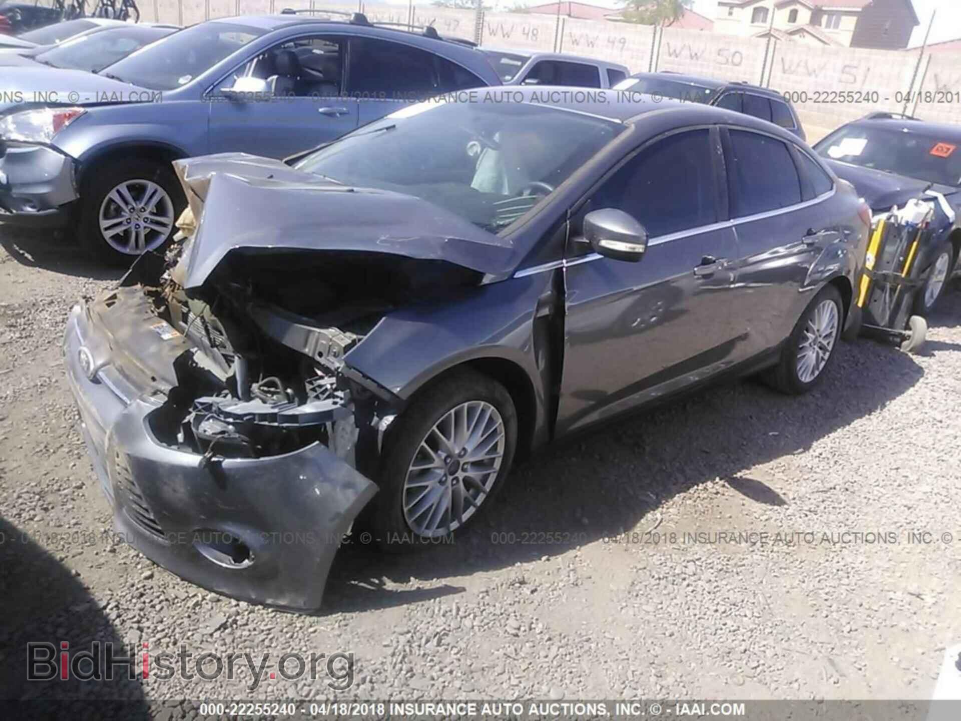 2014 Ford Focus - VIN: 1FADP3J29EL237810 - Photo 2