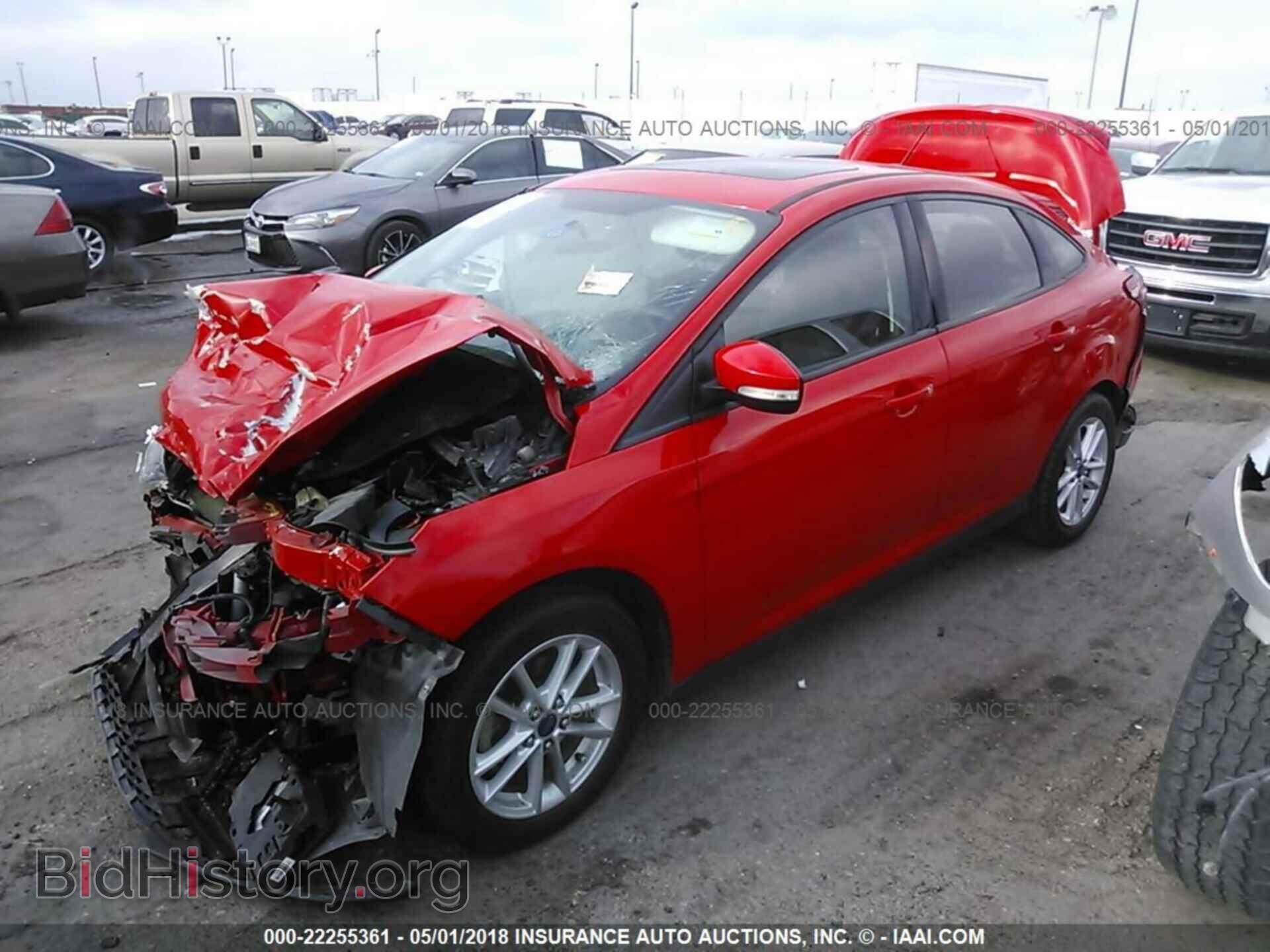 2015 Ford Focus - VIN: 1FADP3F23FL295518 - Фото 2