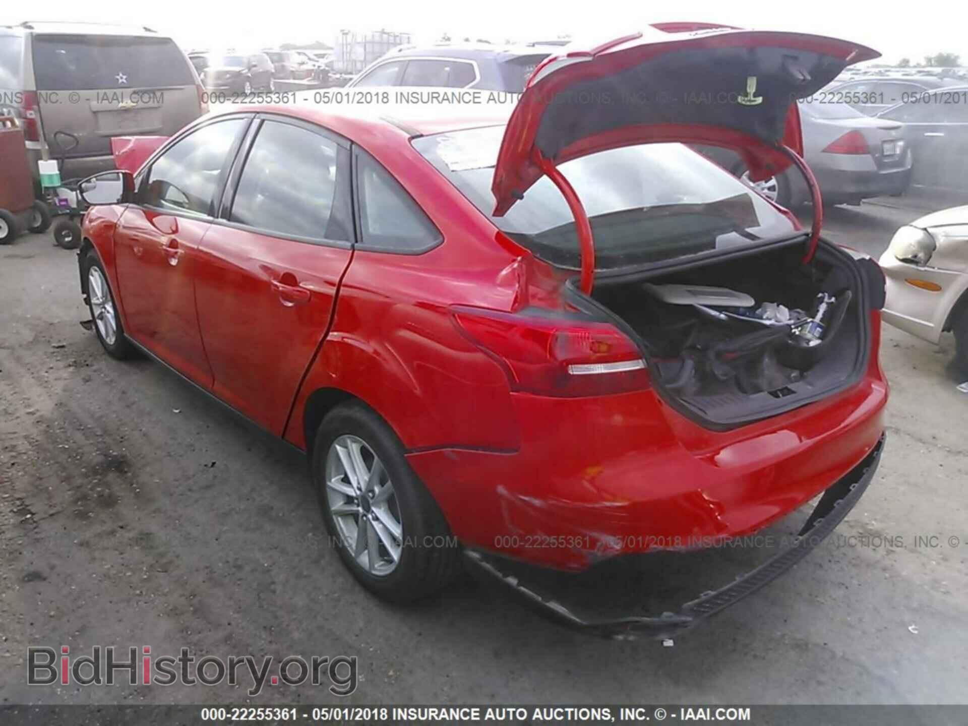 2015 Ford Focus - VIN: 1FADP3F23FL295518 - Фото 3