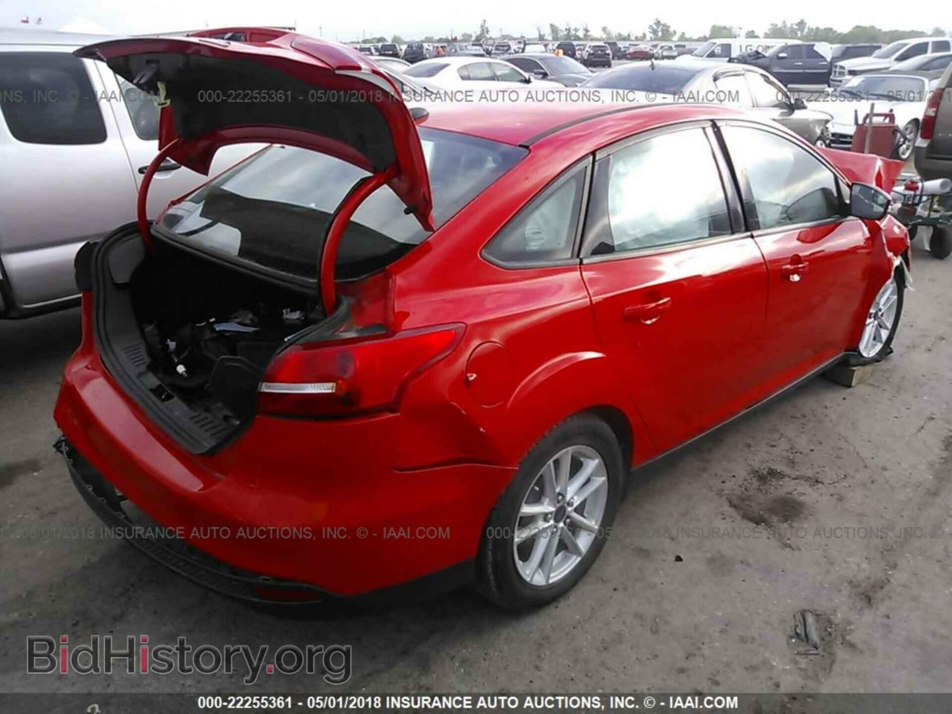 2015 Ford Focus - VIN: 1FADP3F23FL295518 - Фото 4
