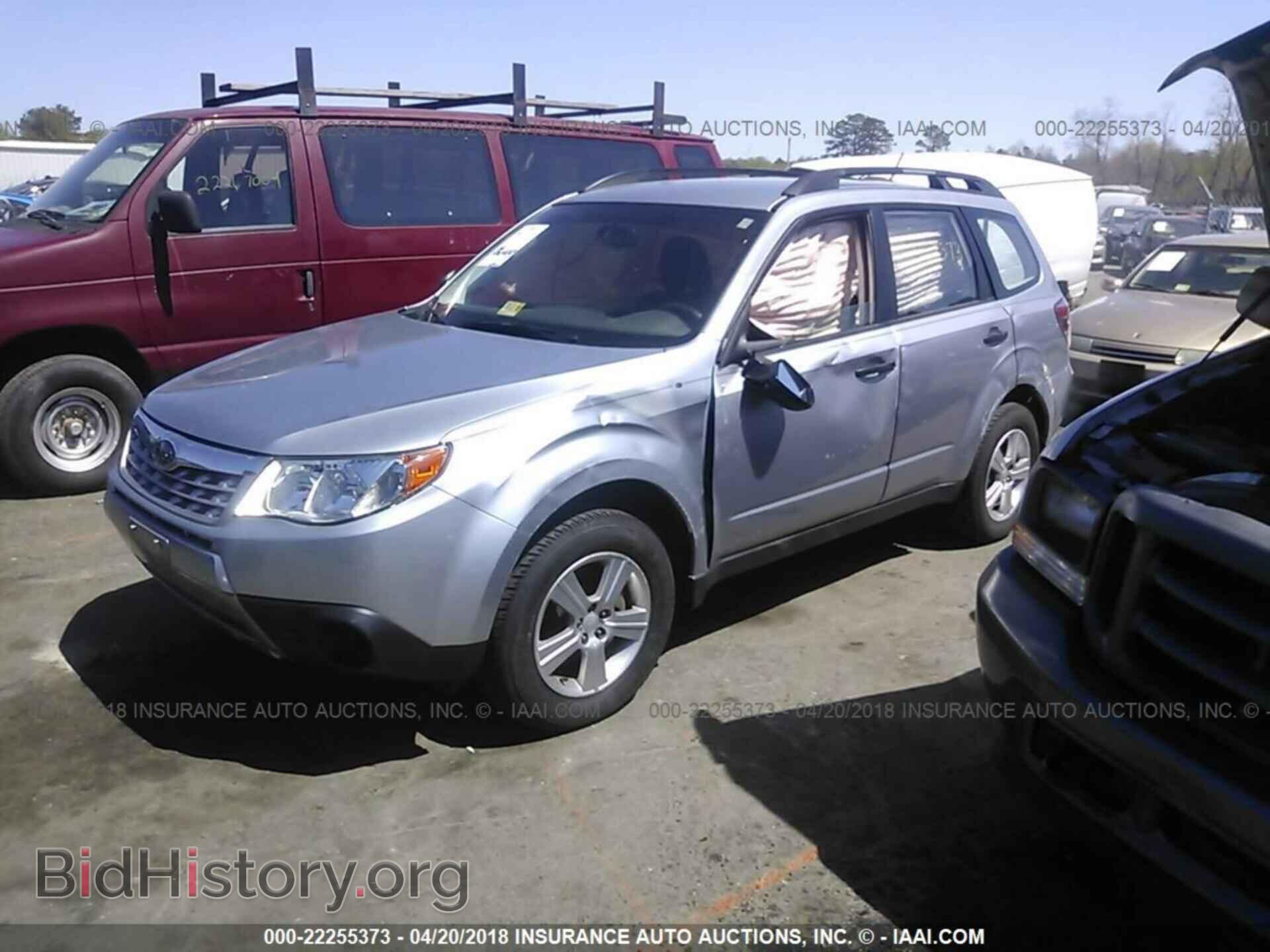 2013 Subaru Forester - VIN: JF2SHABC7DH405151 - Photo 2