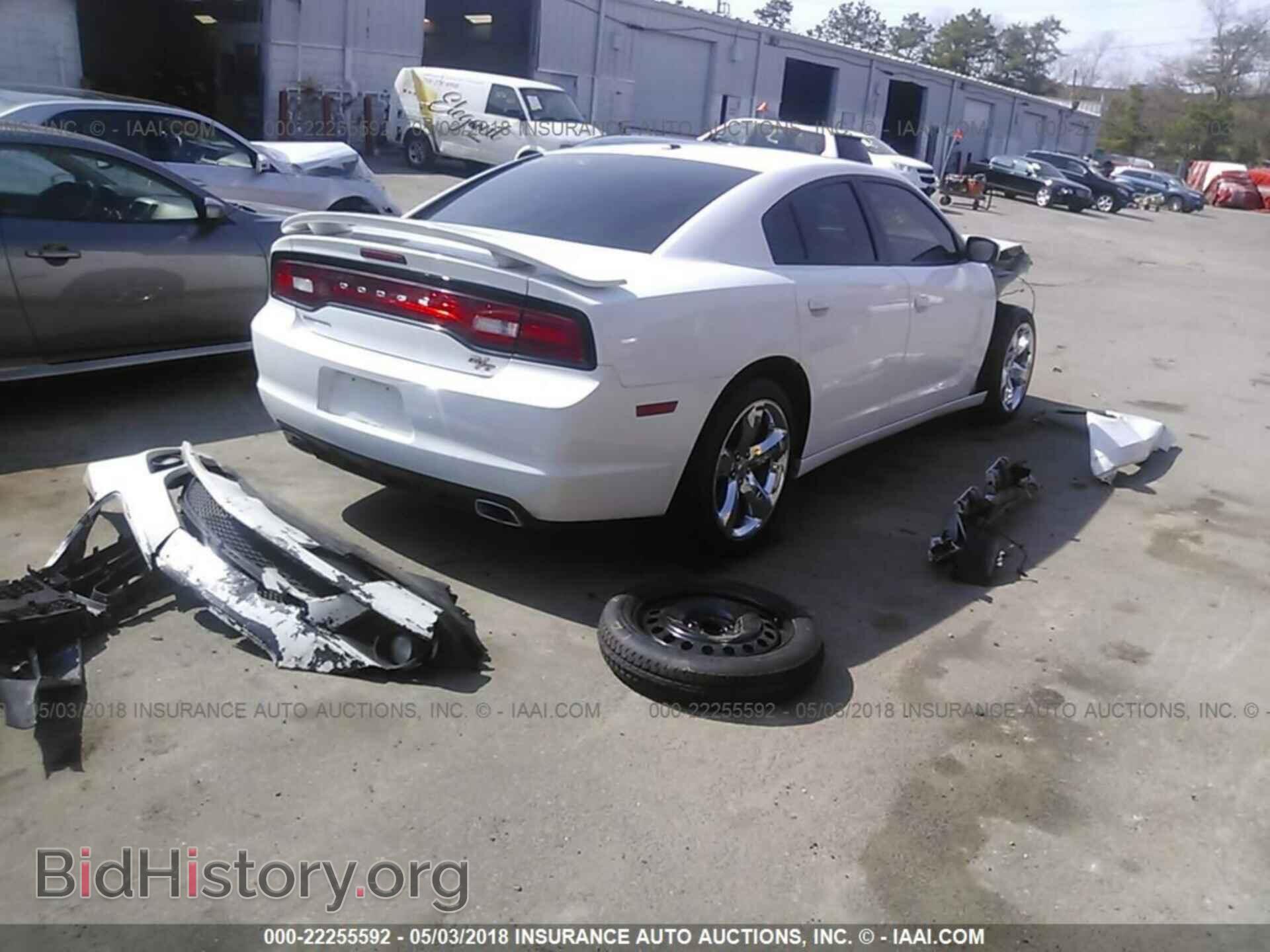 2013 Dodge Charger - VIN: 2C3CDXCT5DH523004 - Photo 4