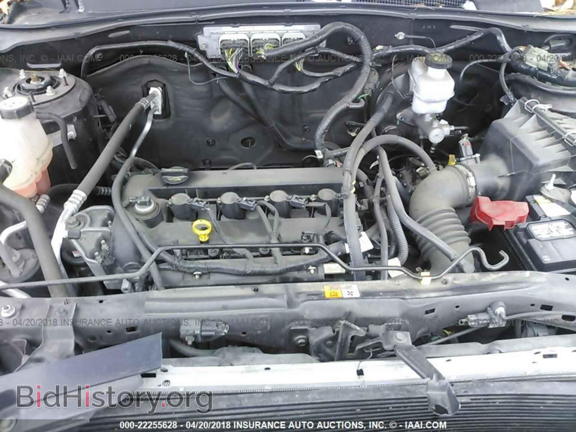 2012 Ford Escape - VIN: 1FMCU0D70CKA97875 - Photo 10