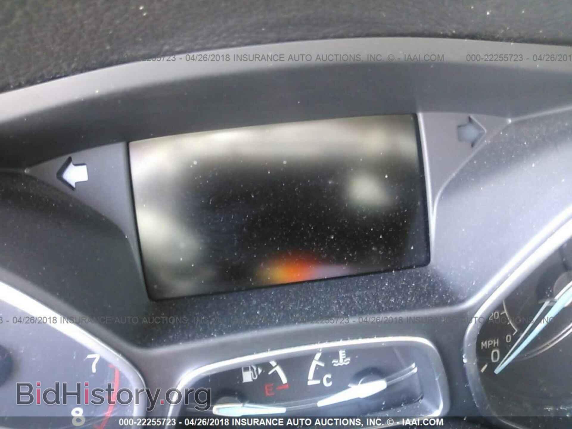 2016 Ford Focus - VIN: 1FADP3E27GL220744 - Photo 7