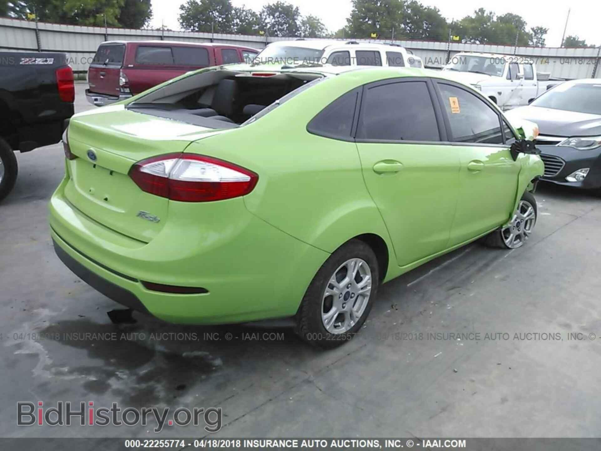 2014 Ford Fiesta - VIN: 3FADP4BJ3EM227204 - Фото 4