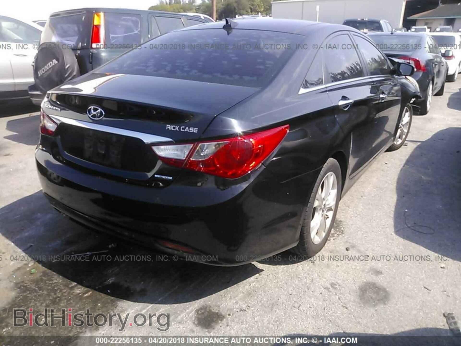 2012 Hyundai Sonata - VIN: 5NPEC4AC9CH314976 - Photo 4