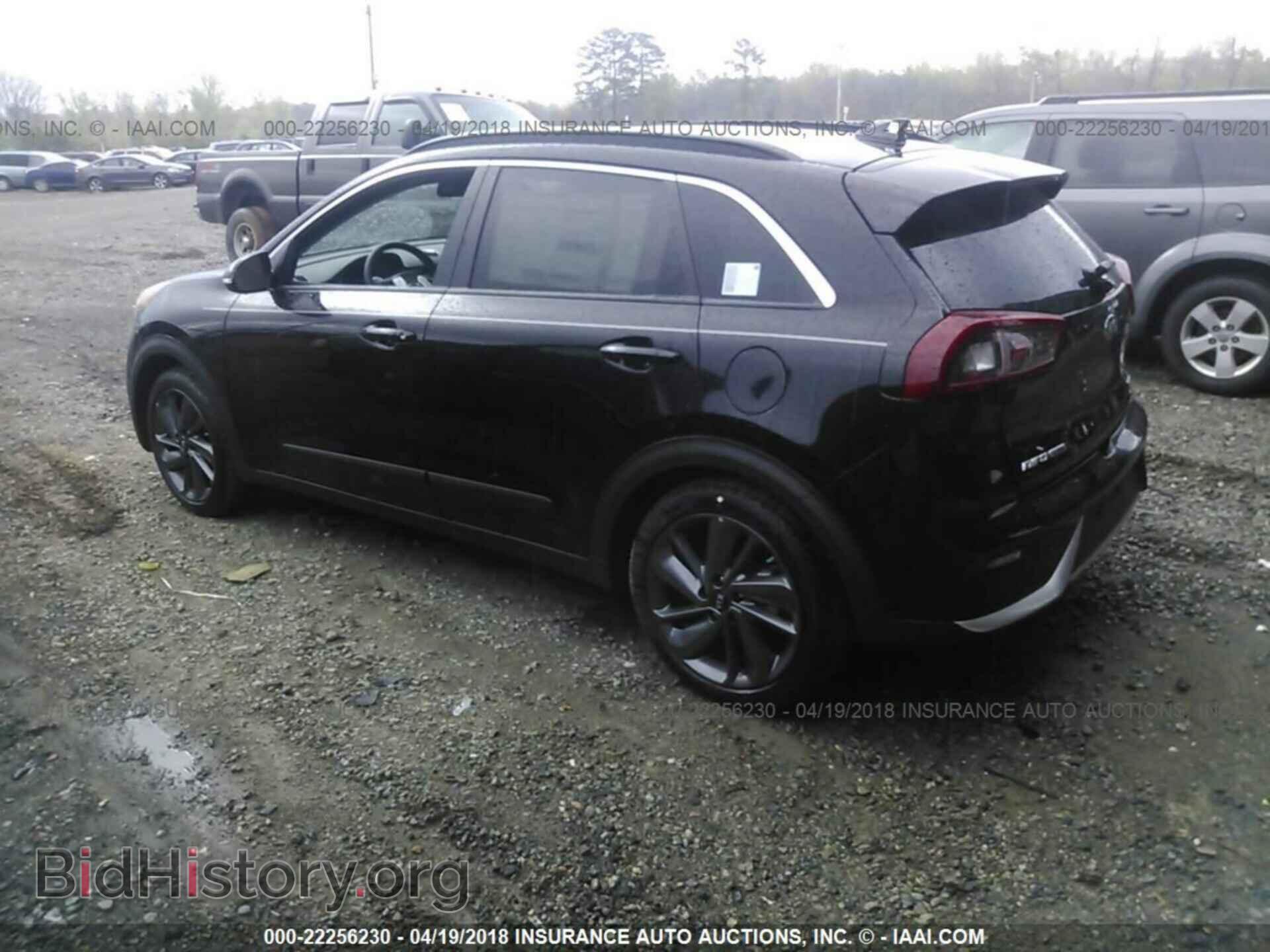 2017 Kia Niro - VIN: KNDCC3LC0H5064470 - Фото 3